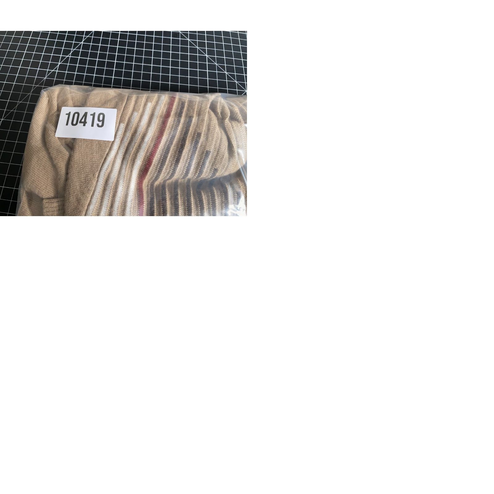Vintage VINTAGE Miko Sweater Mens Large XL Beige Wool Blend Diamond Pattern Crew Neck Pullover Knit Casual Size US L / EU 52-54 / 3 - 9 Thumbnail