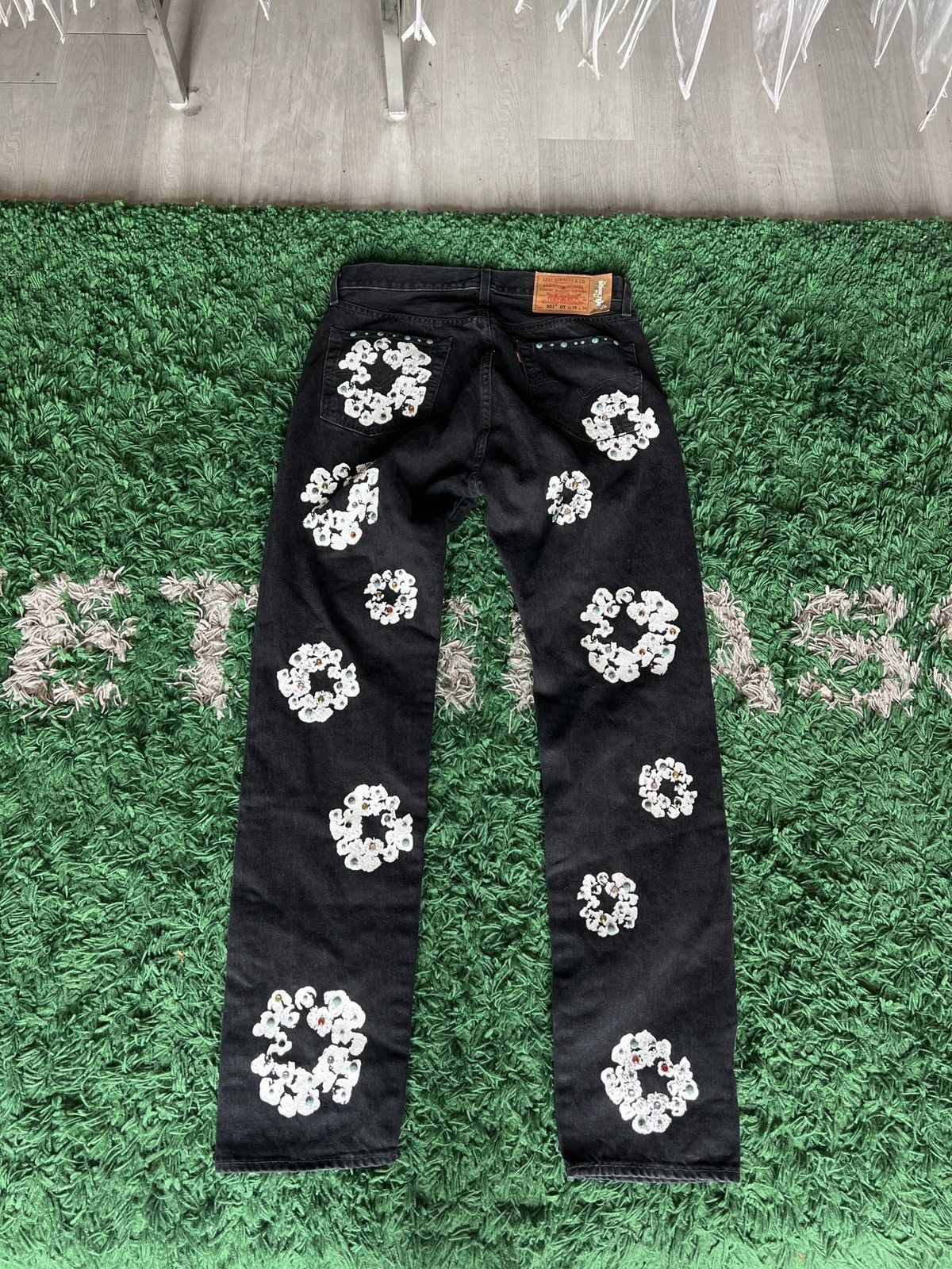 DENIM TEARS Denim Tears Rhinestone Jeans Black 34 Size US 34 / EU 50 - 2 Thumbnail