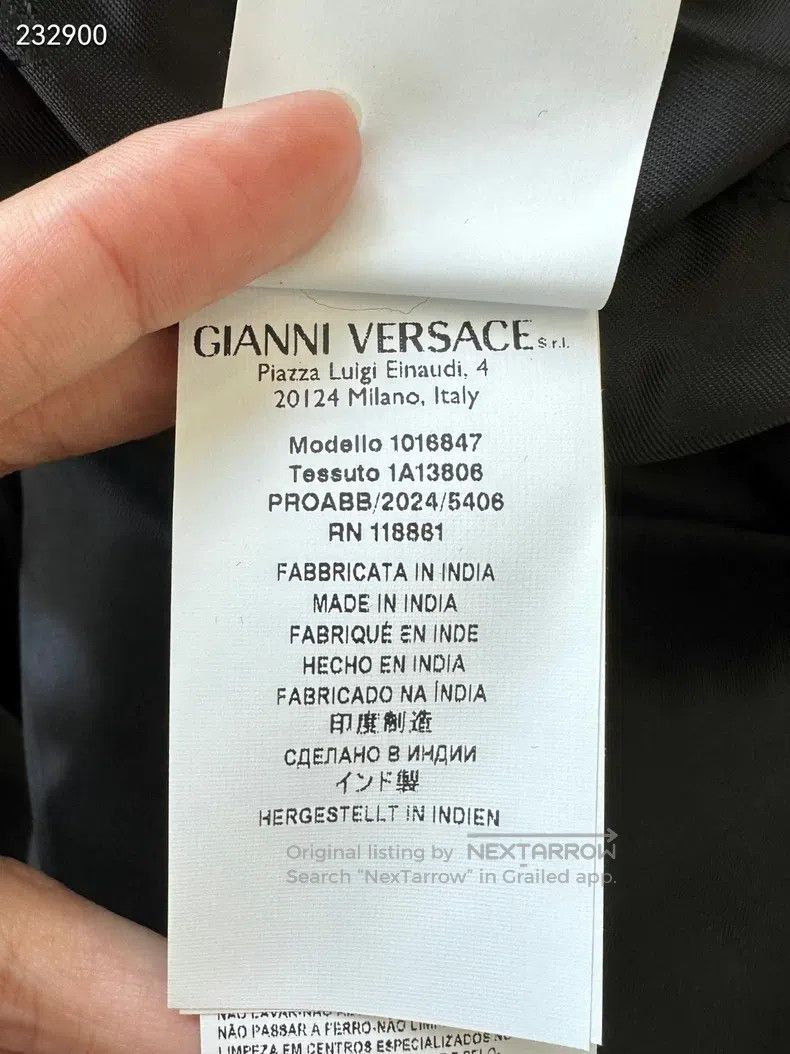 Versace Versace Wool for sheepskin Size US S / EU 44-46 / 1 - 5 Thumbnail