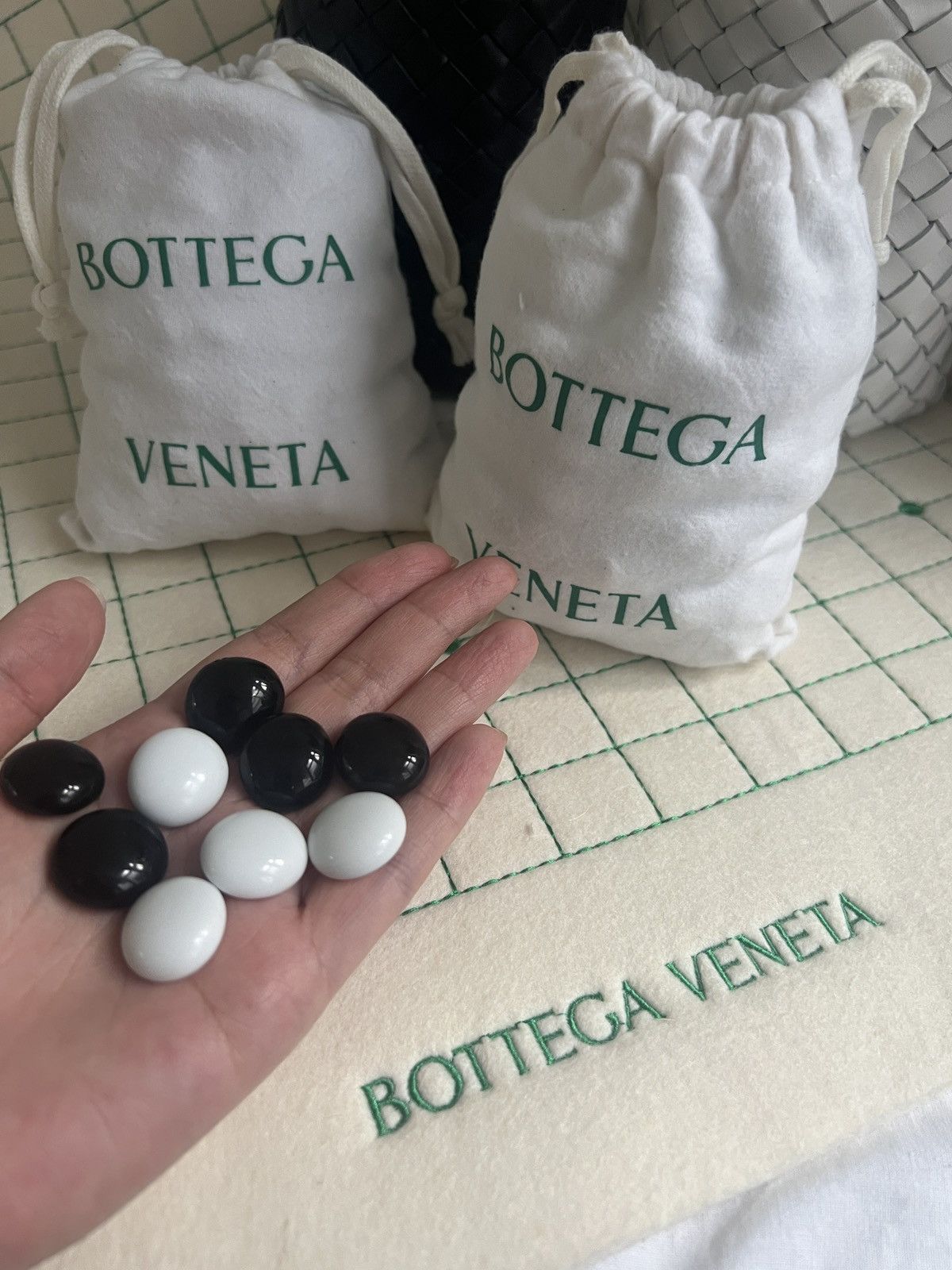 Bottega Veneta ⚫️⚪️Bottega Veneta class go chess board game home decor Size ONE SIZE - 5 Thumbnail