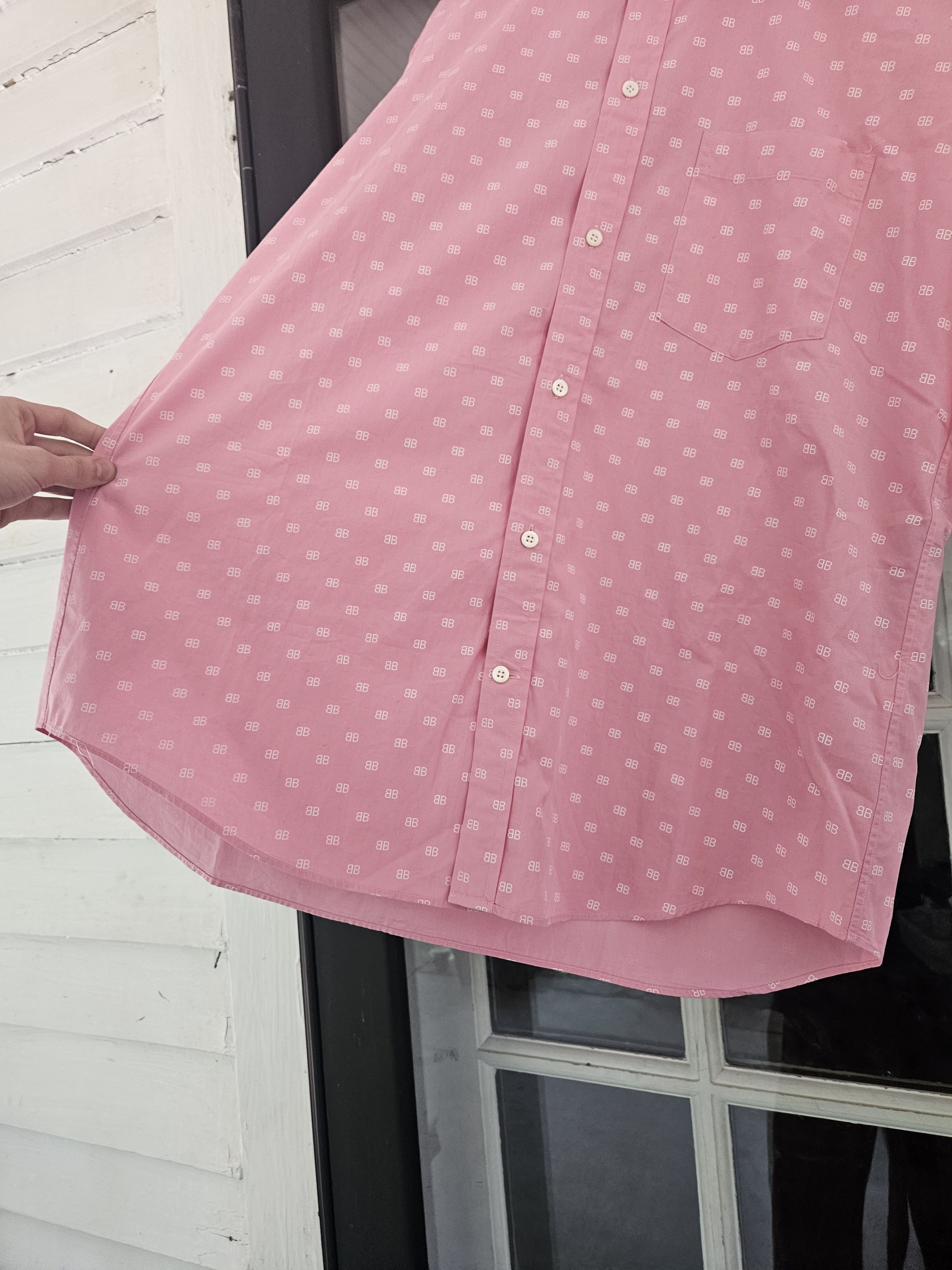 Balenciaga Balenciaga BB Monogram Pink Oversized Button Up Shirt Size US XS / EU 42 / 0 - 3 Thumbnail