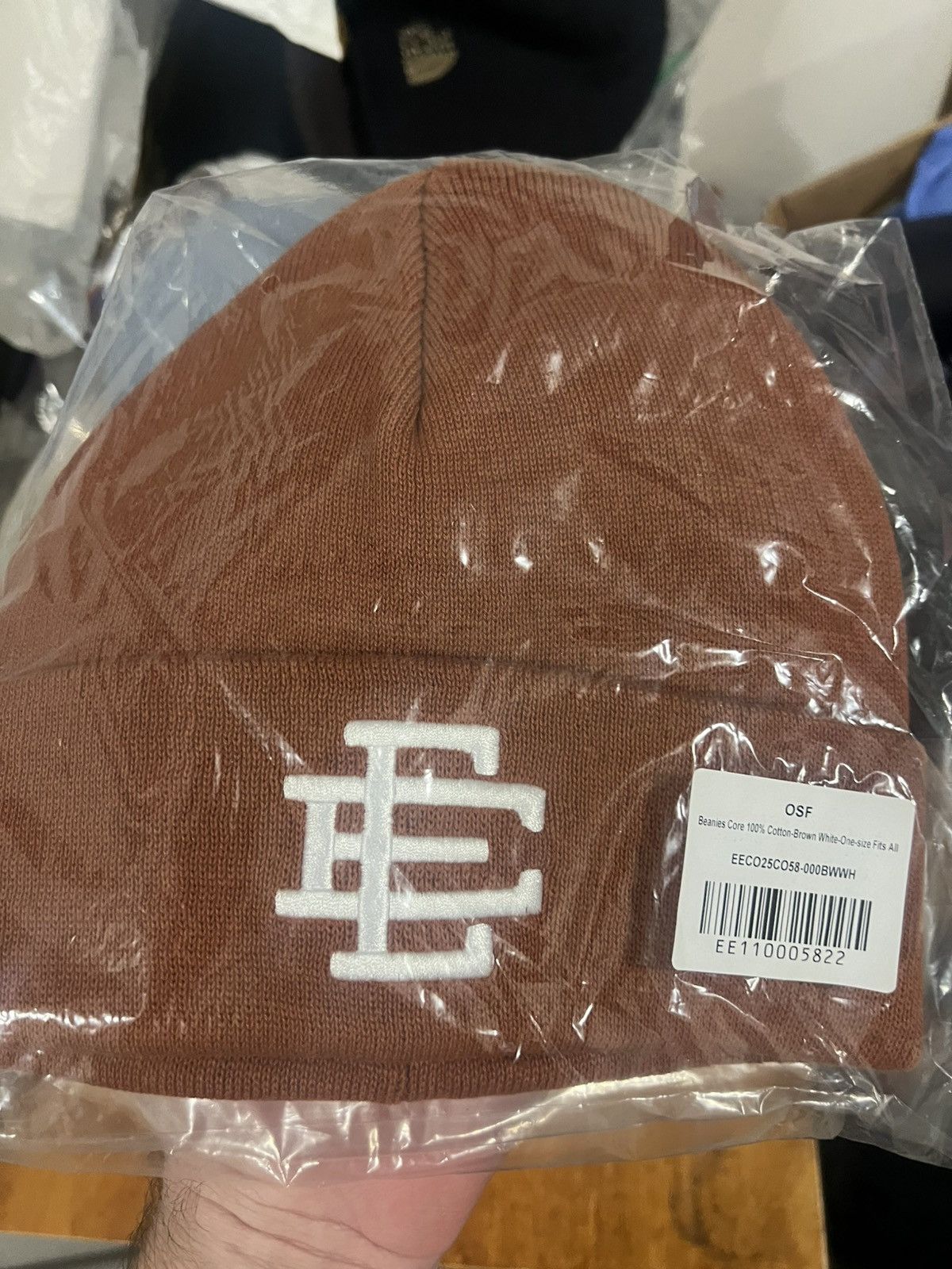 Eric Emanuel Eric Emanuel EE brown w embroidered white winter hat beanie Size ONE SIZE - 1 Thumbnail