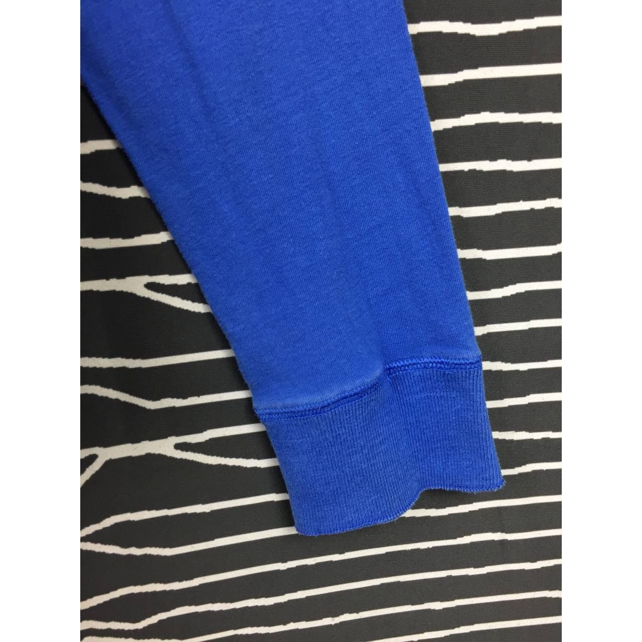 Abercrombie & Fitch Abercrombie & Fitch Embroidered Logo Long Sleeve Tee Size US L / EU 52-54 / 3 - 5 Thumbnail