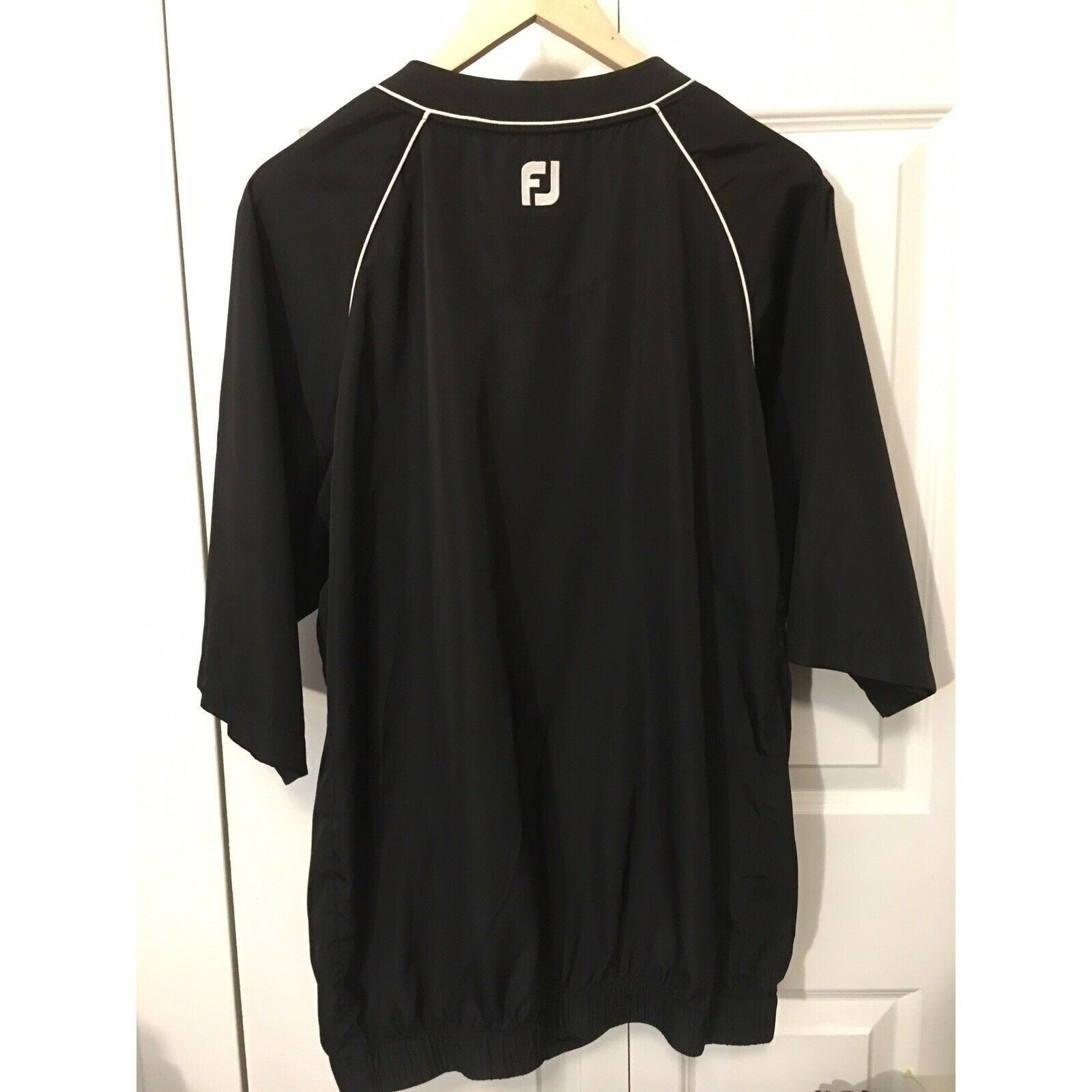 Footjoy FOOTJOY Men’s Sz L, Black Pullover w Zipper Pockets, Jacket, Size US L / EU 52-54 / 3 - 5 Thumbnail