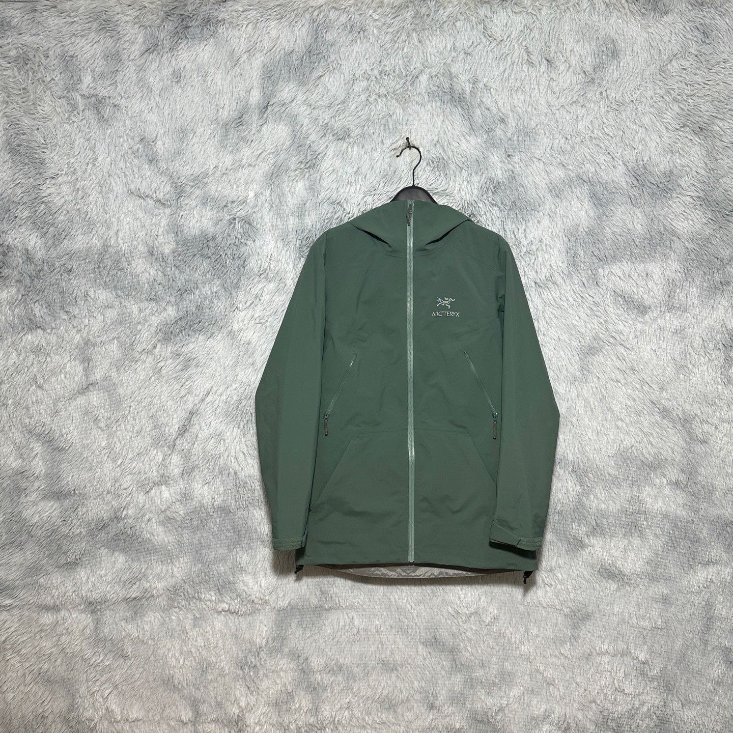 Arc'teryx Arcteryx Zeta AR Jacket Women's Size S / US 4 / IT 40 - 1 Thumbnail