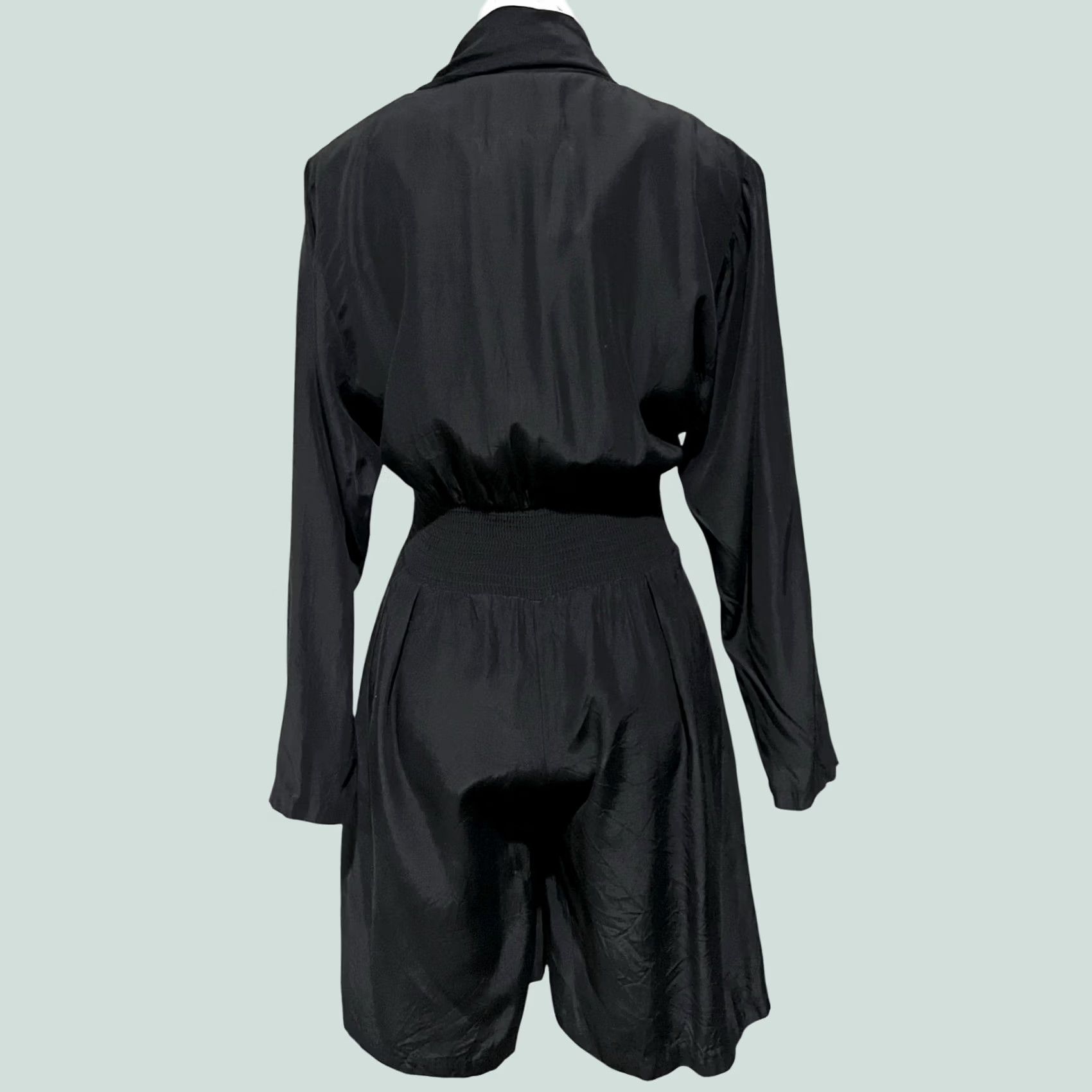 Vintage VINTAGE Breakin Loose Romper Playsuit Black Buttons Long Sleeve Collar 90s Sz L Size L / US 10 / IT 46 - 1 Thumbnail