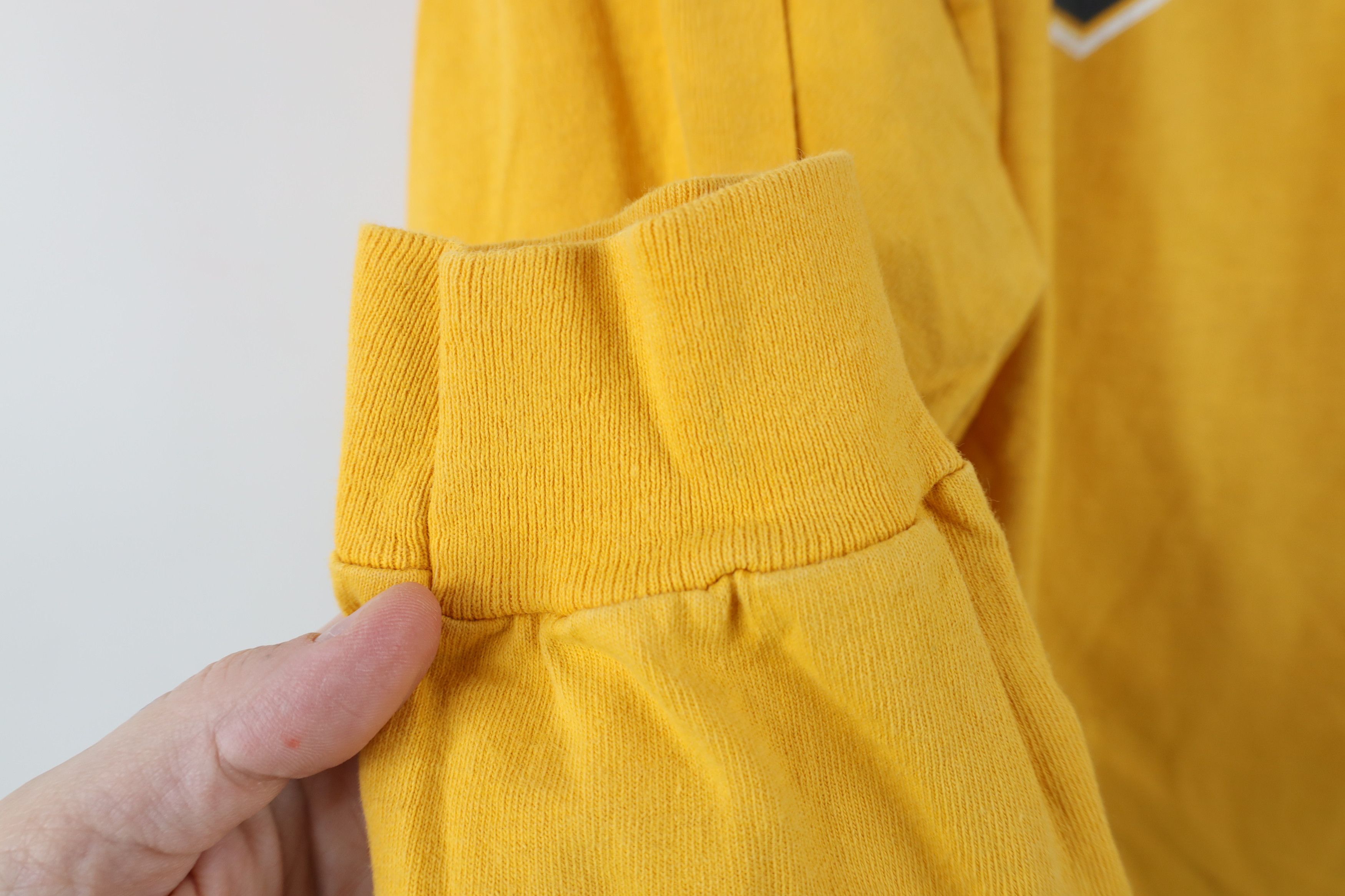 Vintage Vintage 90s University of Michigan Long Sleeve T-Shirt Size US XL / EU 56 / 4 - 9 Thumbnail