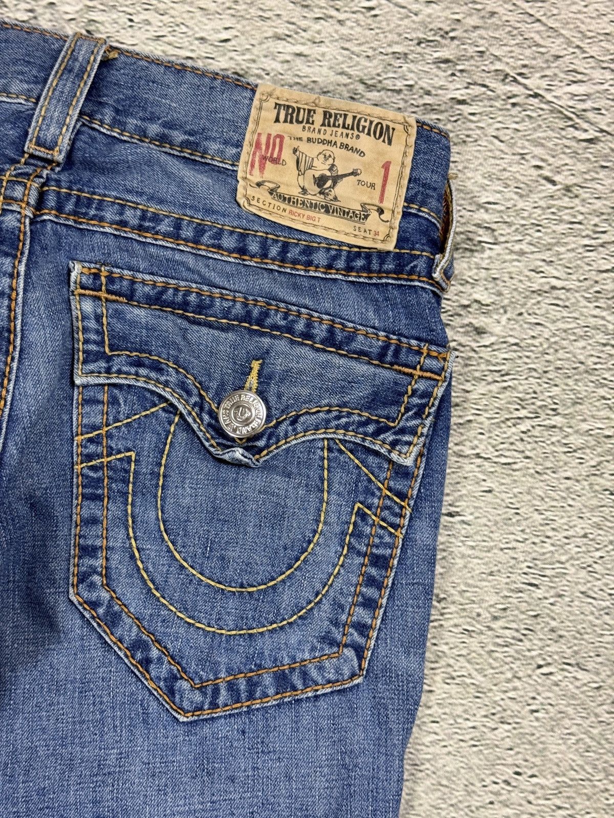 True Religion True Religion blue jeans flared thick stitching Ricky gold Size US 34 / EU 50 - 4 Thumbnail