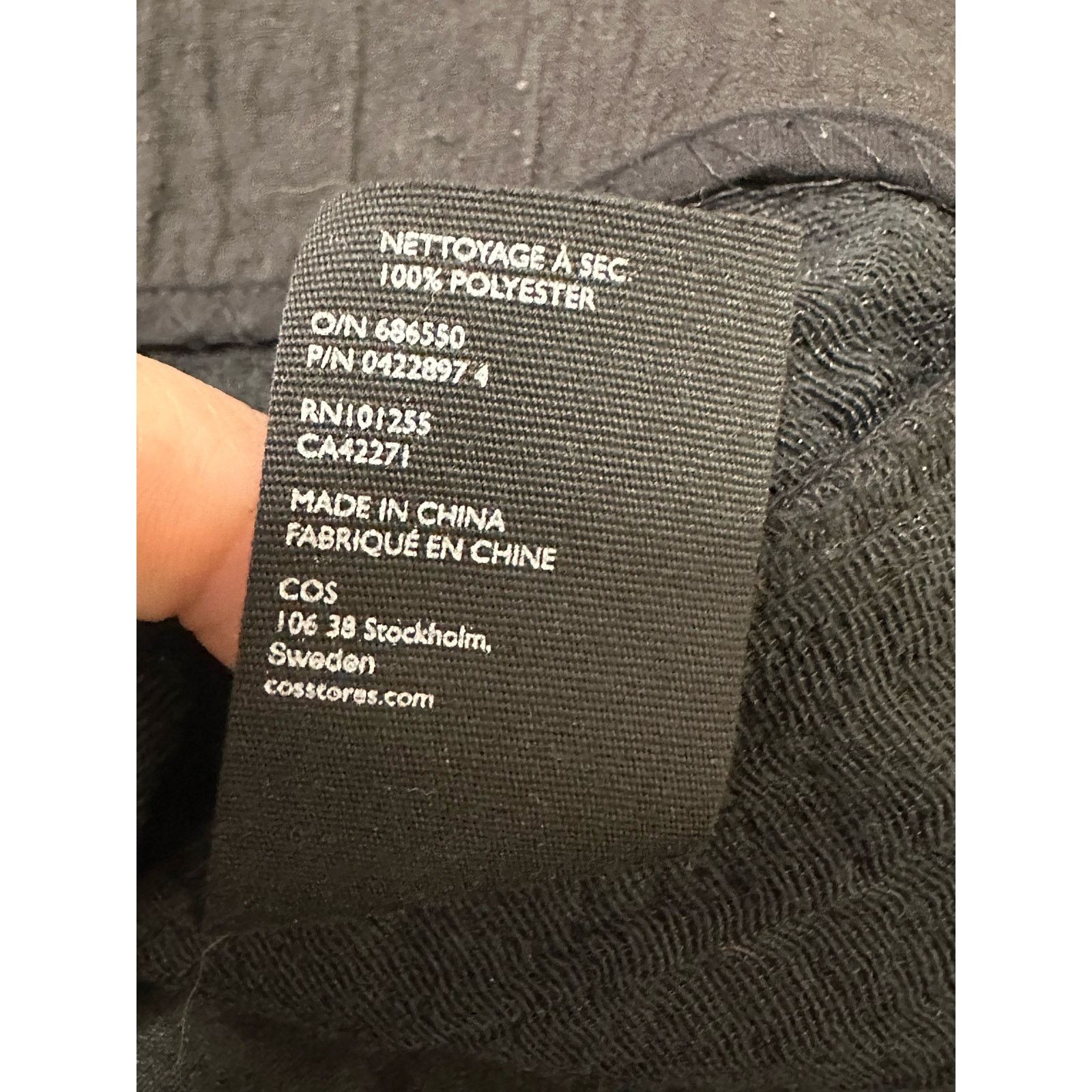 Cos COS black textured high waist mini skirt size 4 Size 27" / US 4 / IT 40 - 5 Thumbnail