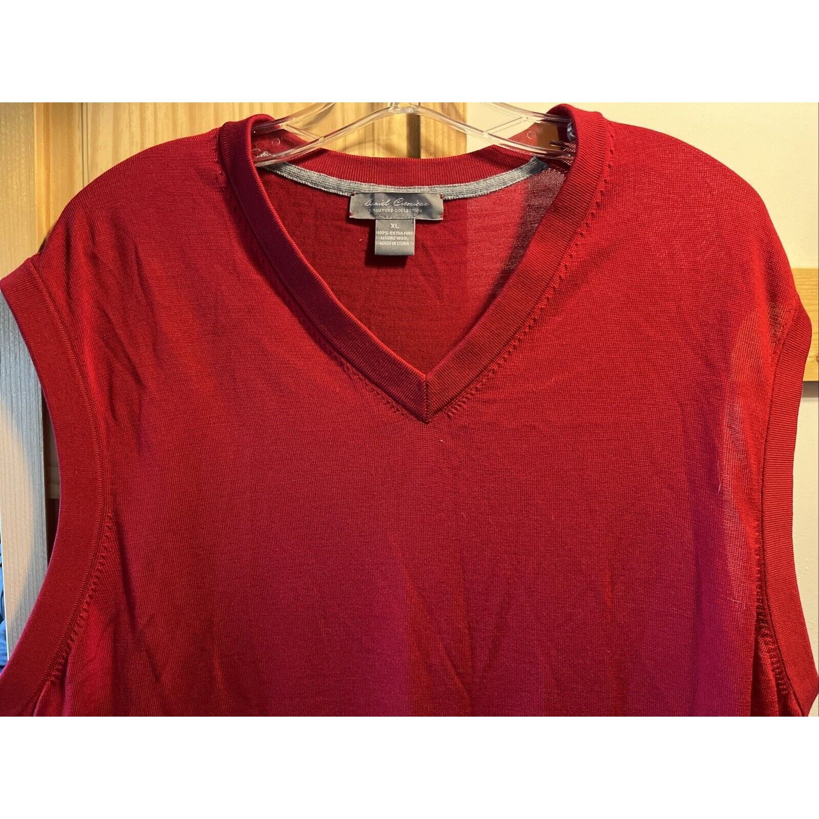 Cremieux Cremieux Signature Men’s XL Wool Uni Golf Sweater Vest Red Size US XL / EU 56 / 4 - 3 Thumbnail