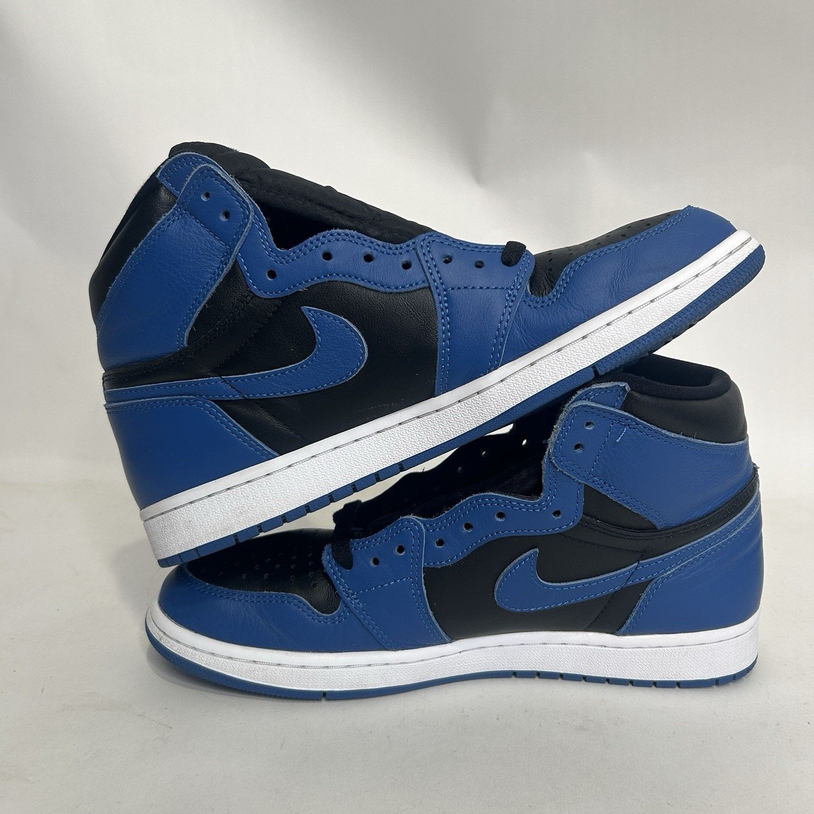 Nike Nike Air Jordan 1 Retro High OG “Dark Marina Blue” Size US 10 / EU 43 - 4 Thumbnail