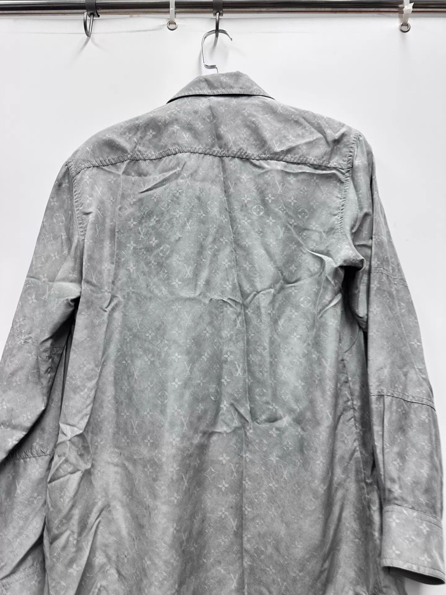 Louis Vuitton Louis Vuitton All Over Print Shirt 34 Size XS / US 0-2 / IT 36-38 - 5 Thumbnail