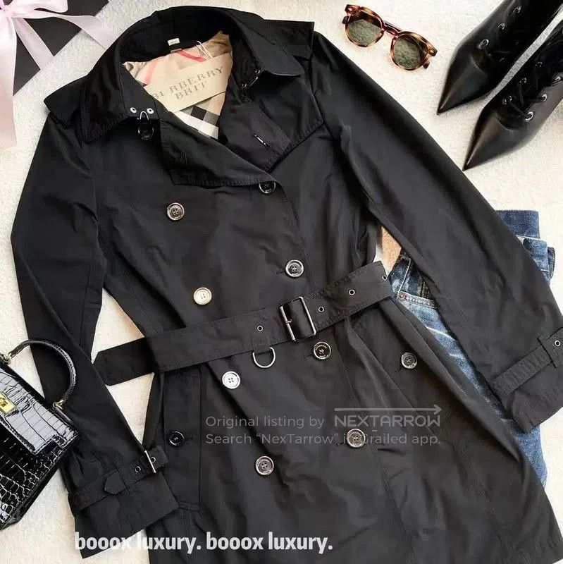 Burberry Burberry Black Polyester Women's Trench Coat. Size XXS / US 00 / IT 34 - 4 Thumbnail