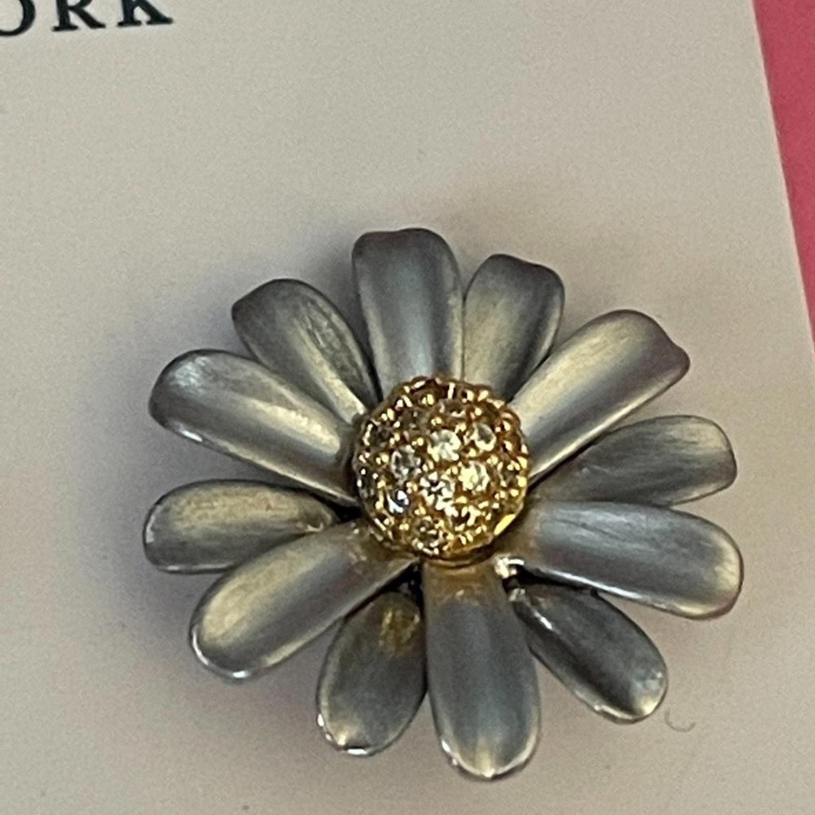 Other NWT kate spade Into The Bloom Studs Size ONE SIZE - 2 Thumbnail