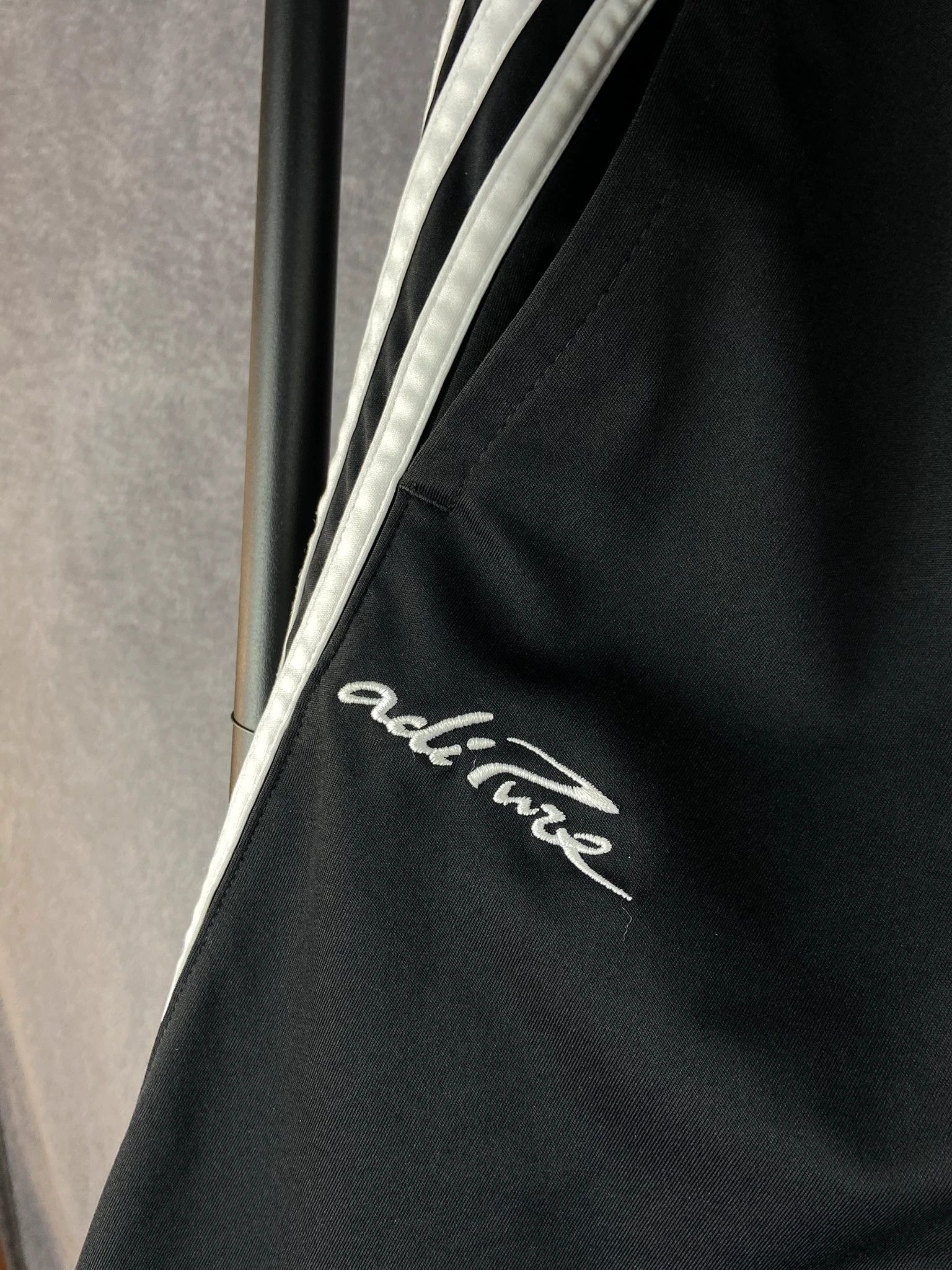 Adidas Adidas Aditree shorts black vintage retro streetwear casual Size US 36 / EU 52 - 3 Thumbnail