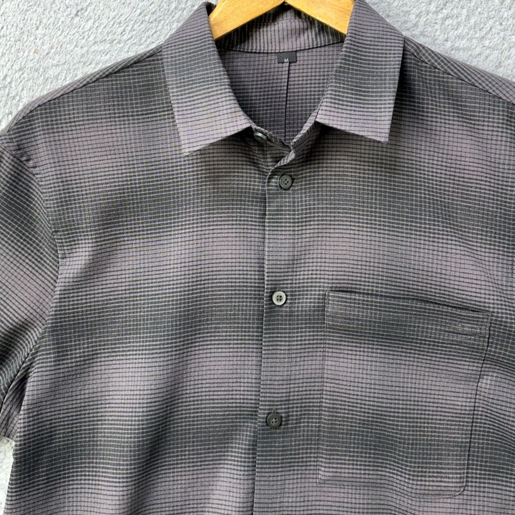 Lululemon Lululemon Men Shirt Button-Down Gray Black Plaid Pocket Long Sleeve Button-Up Casual Modern Fit M Mens Size US M / EU 48-50 / 2 - 4 Thumbnail