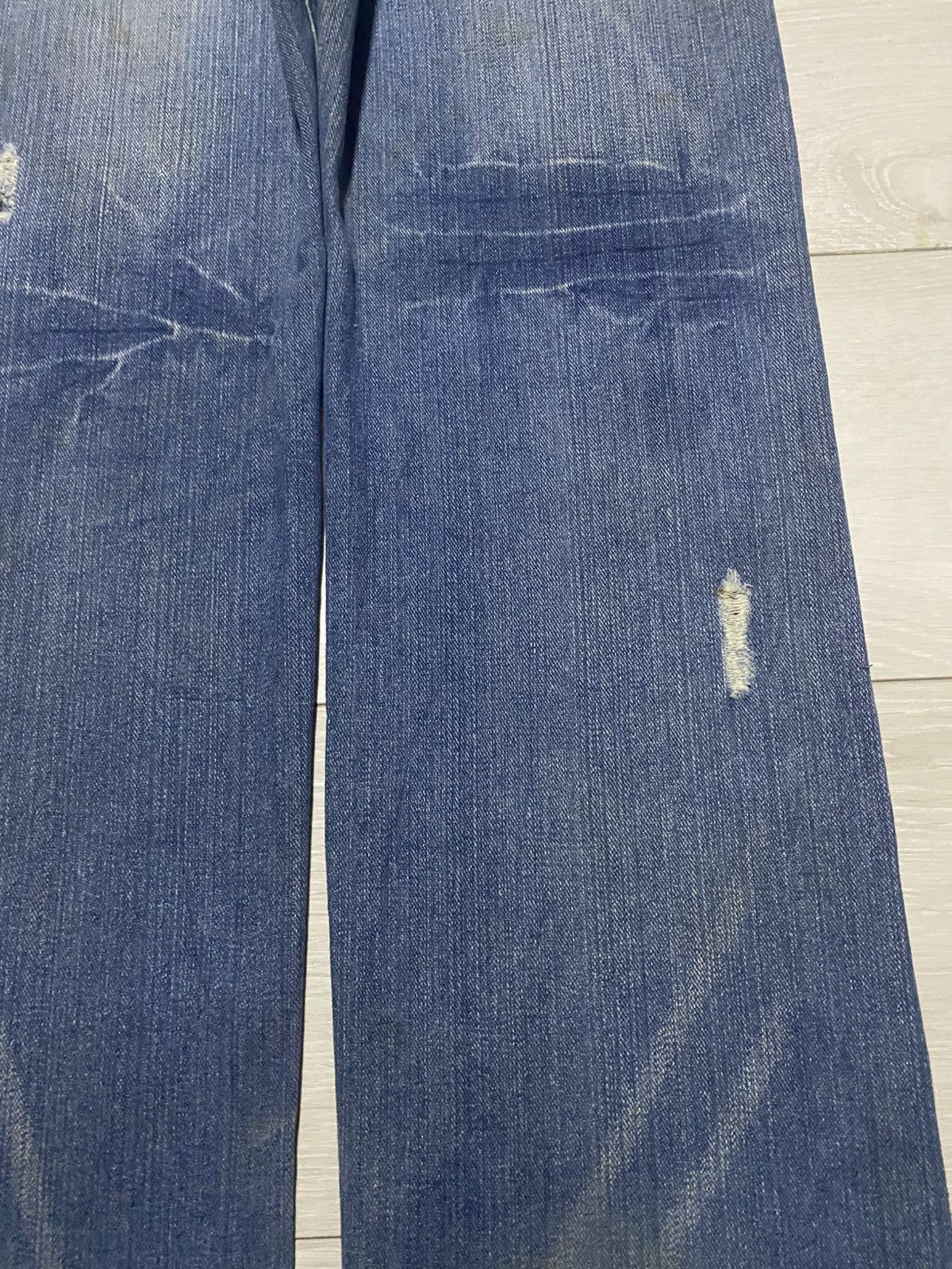 Vintage Vintage Japanese Brand Mud Wash Distressed Loose Jeans Size US 33 - 12 Thumbnail