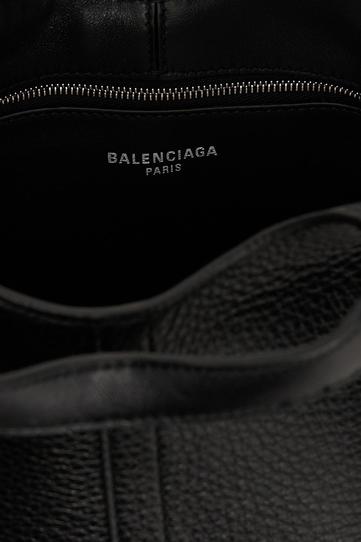 Balenciaga o1bcso1str0125 Size: OS / Locker Hobo Bag in Black Size ONE SIZE - 4 Thumbnail