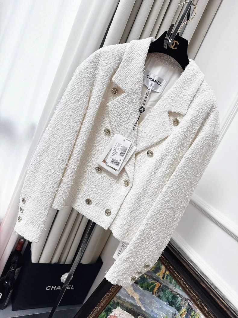 Chanel 21S White Double-Breasted Jacket dmc