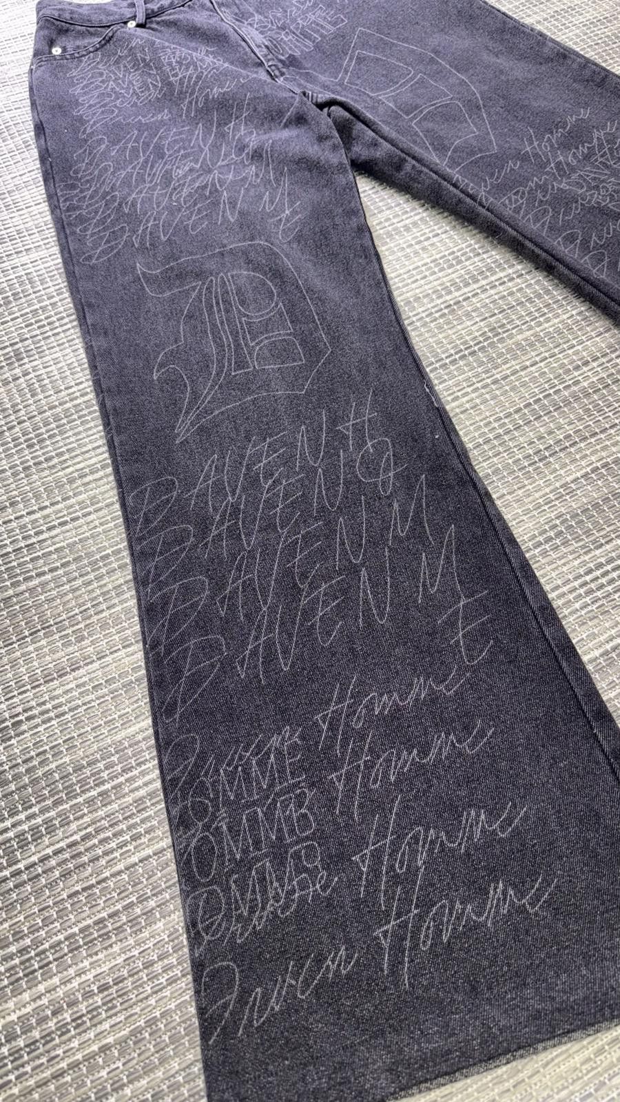 Daven Homme Graffiti Denim Pants