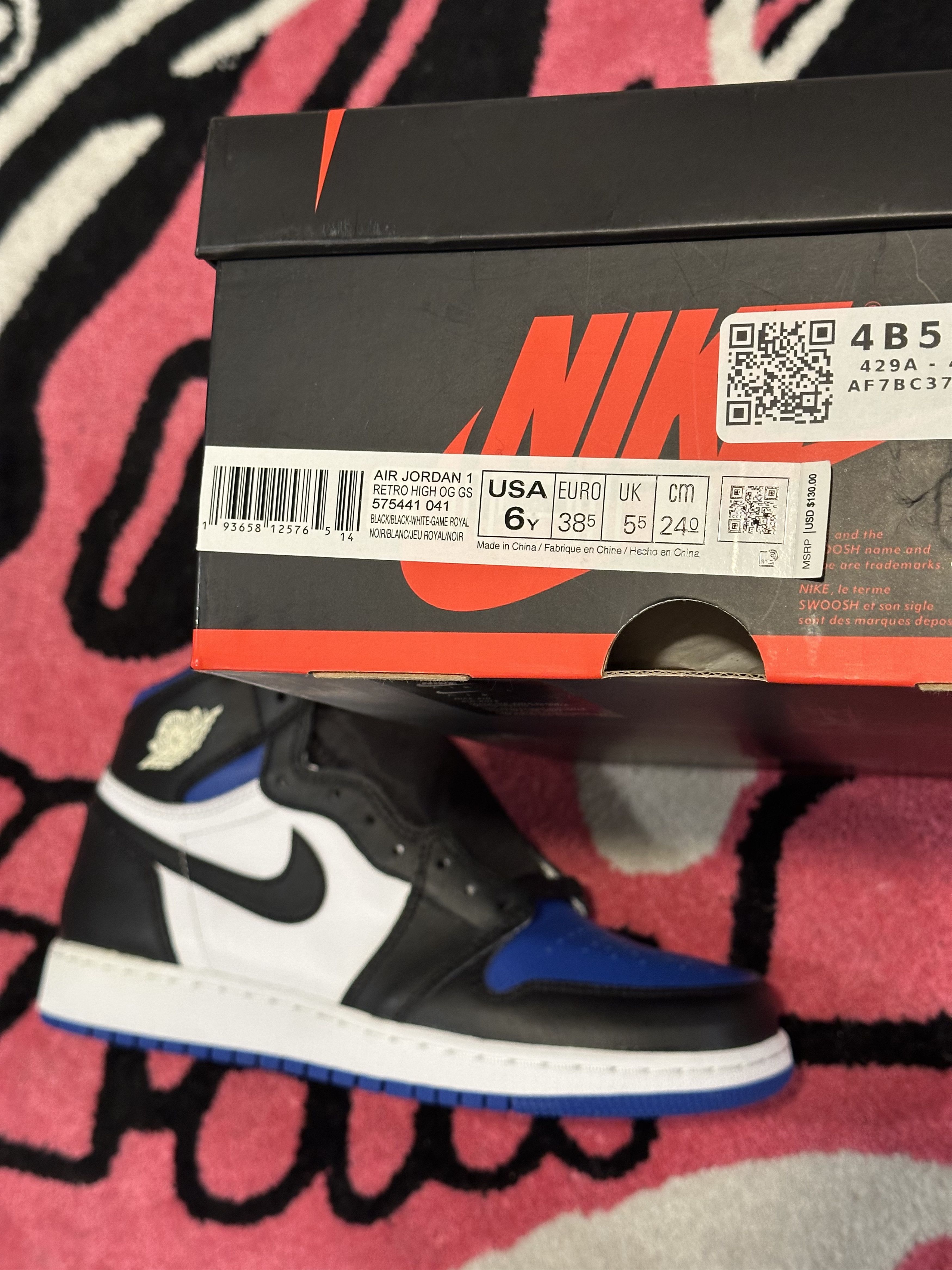 Jordan Brand × Nike Jordan 1 Retro High Royal Toe 6 (GS) Size US 6 / EU 39 - 6 Thumbnail