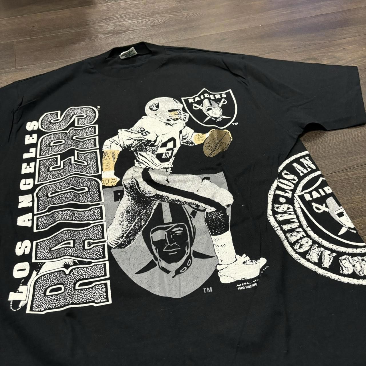 Designer Vintage Los Angeles Raiders All Over Print T Shirt Waves 90s Size US XL / EU 56 / 4 - 1 Thumbnail