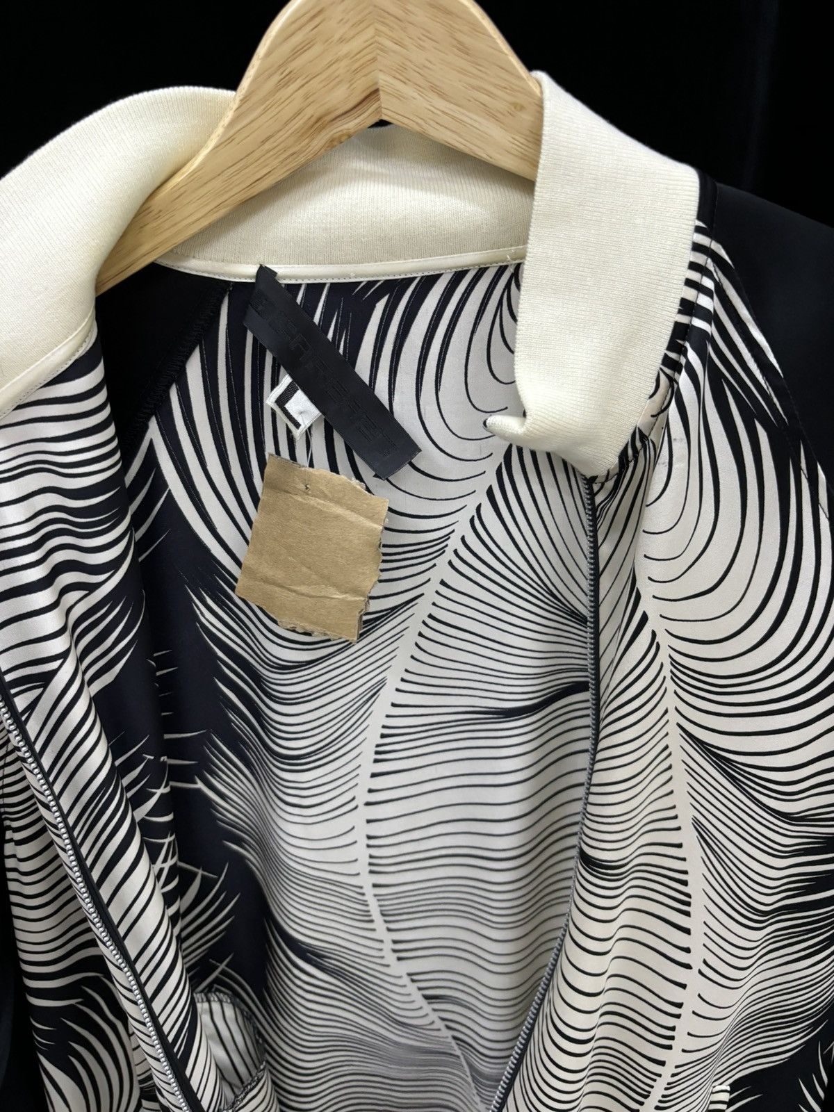 Vintage Bernard Chandran silk jacket Size US M / EU 48-50 / 2 - 4 Thumbnail