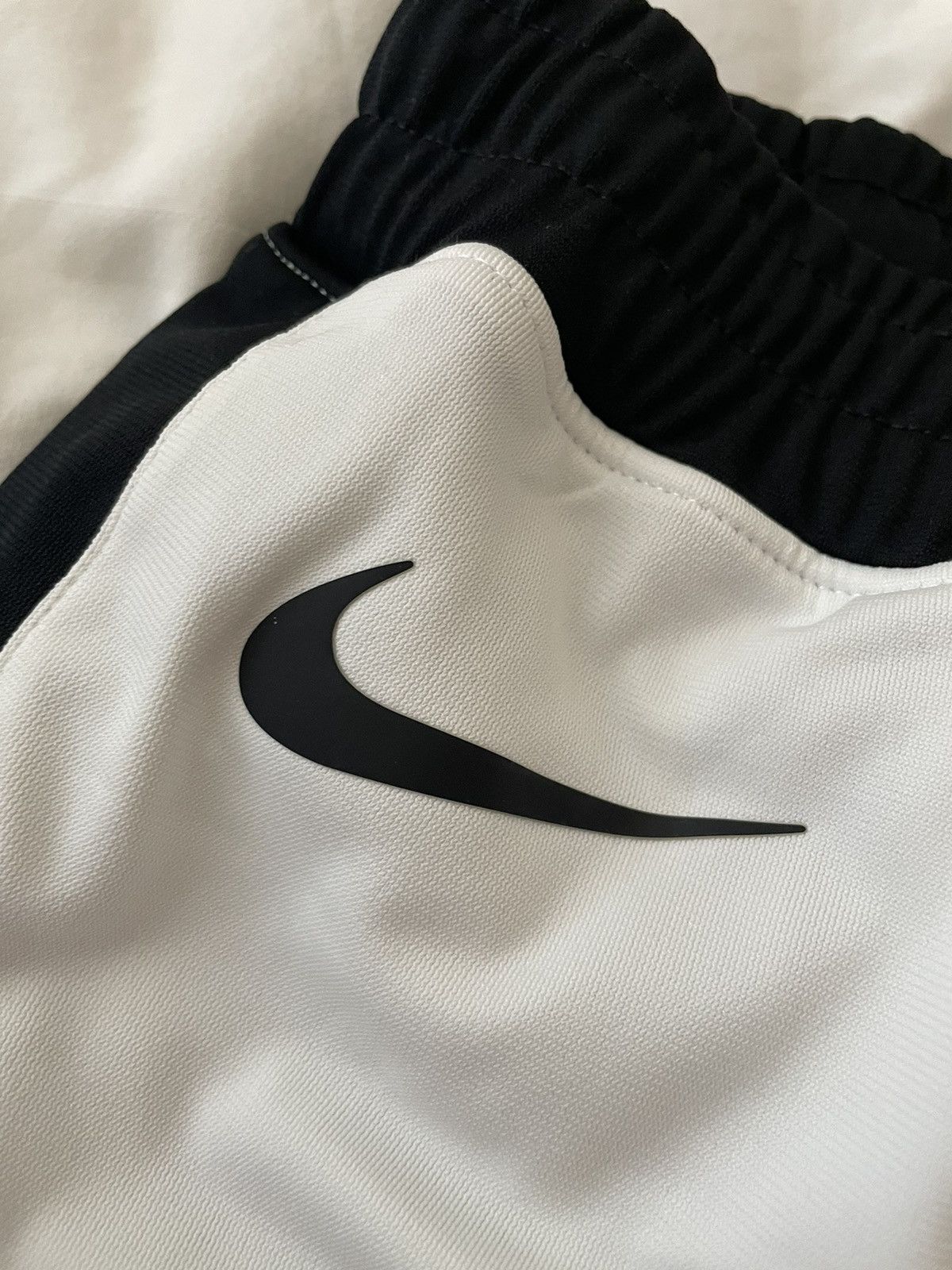 Fear of God × Nike Fear of God x Nike - Reversible Shorts Size US 29 - 13 Thumbnail