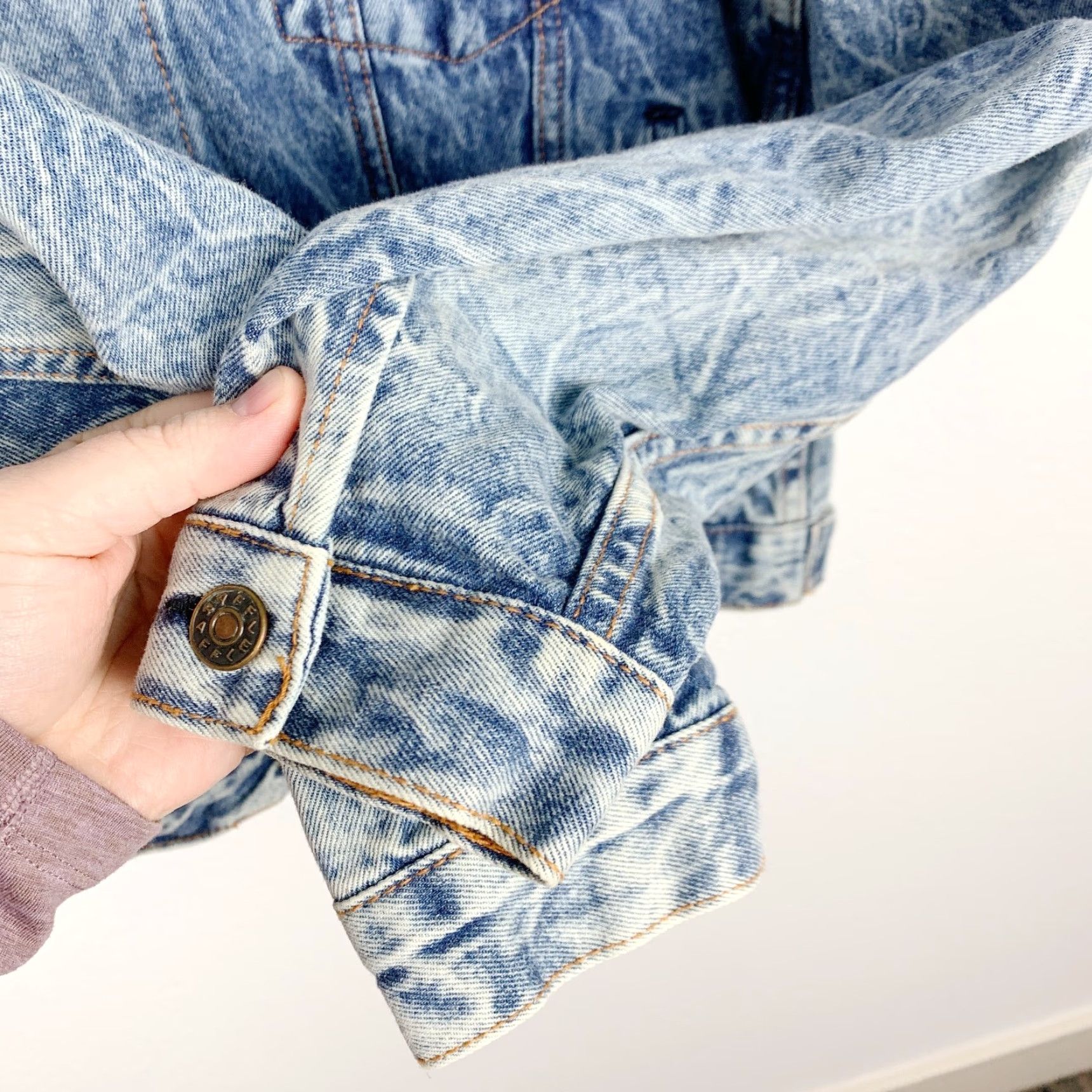 J Brand VINTAGE Raffle Denim Jacket Denim Trucker Medium Blue Men's Jacket 100% Cotton/Denim, 80s-90s Style Size US 31 - 5 Thumbnail