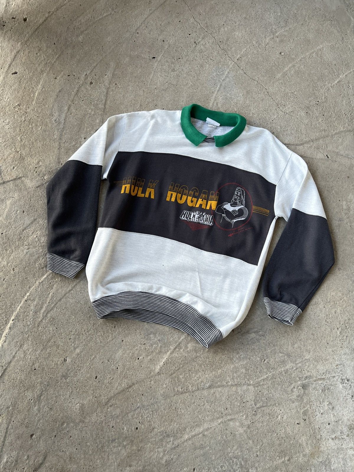 Vintage Vintage Hulk Hogan Hulkmania Sweatshirt Size US M / EU 48-50 / 2 - 1 Thumbnail