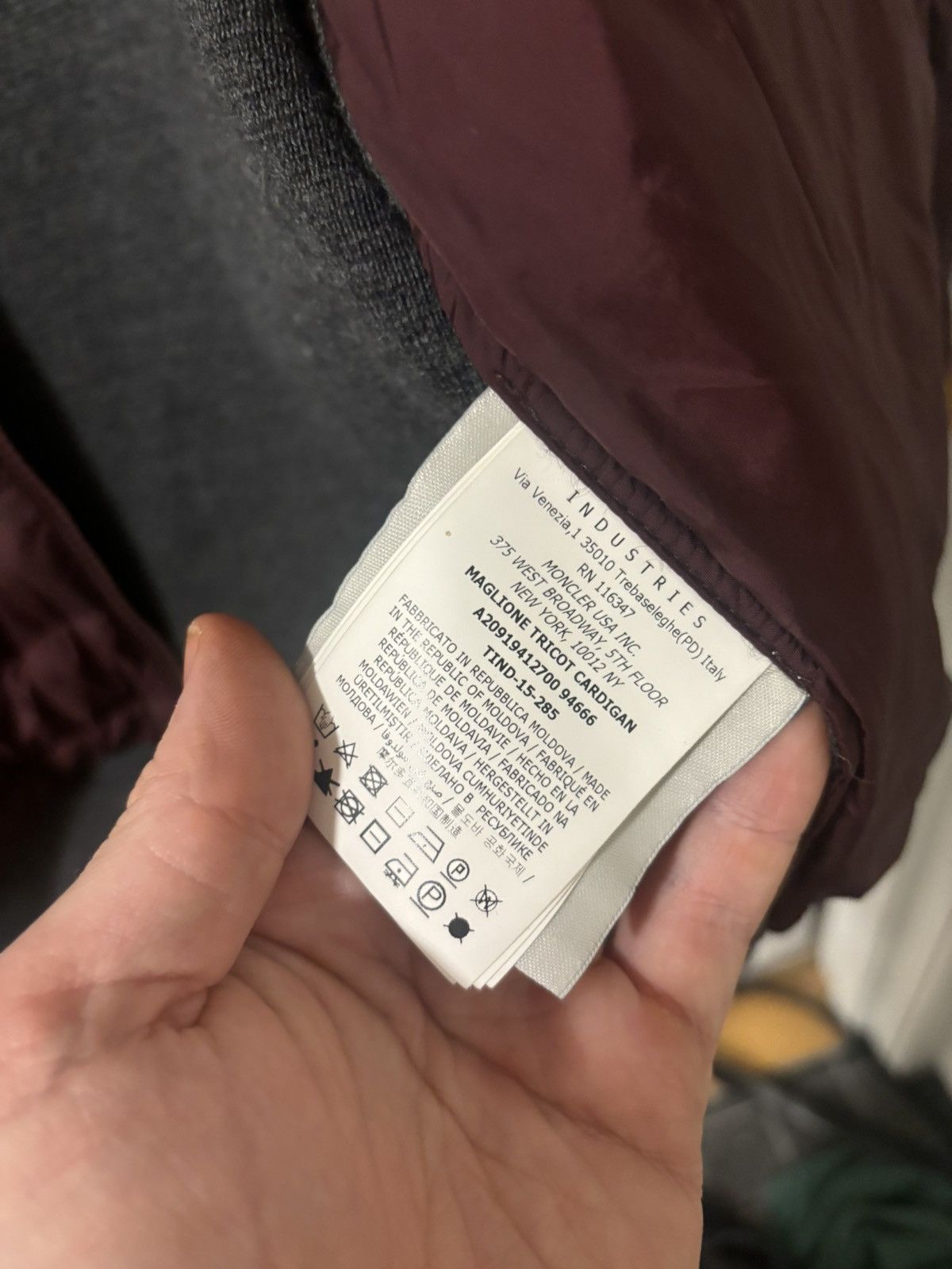 Moncler 🍷🍷🍷cardigan Size US M / EU 48-50 / 2 - 4 Thumbnail