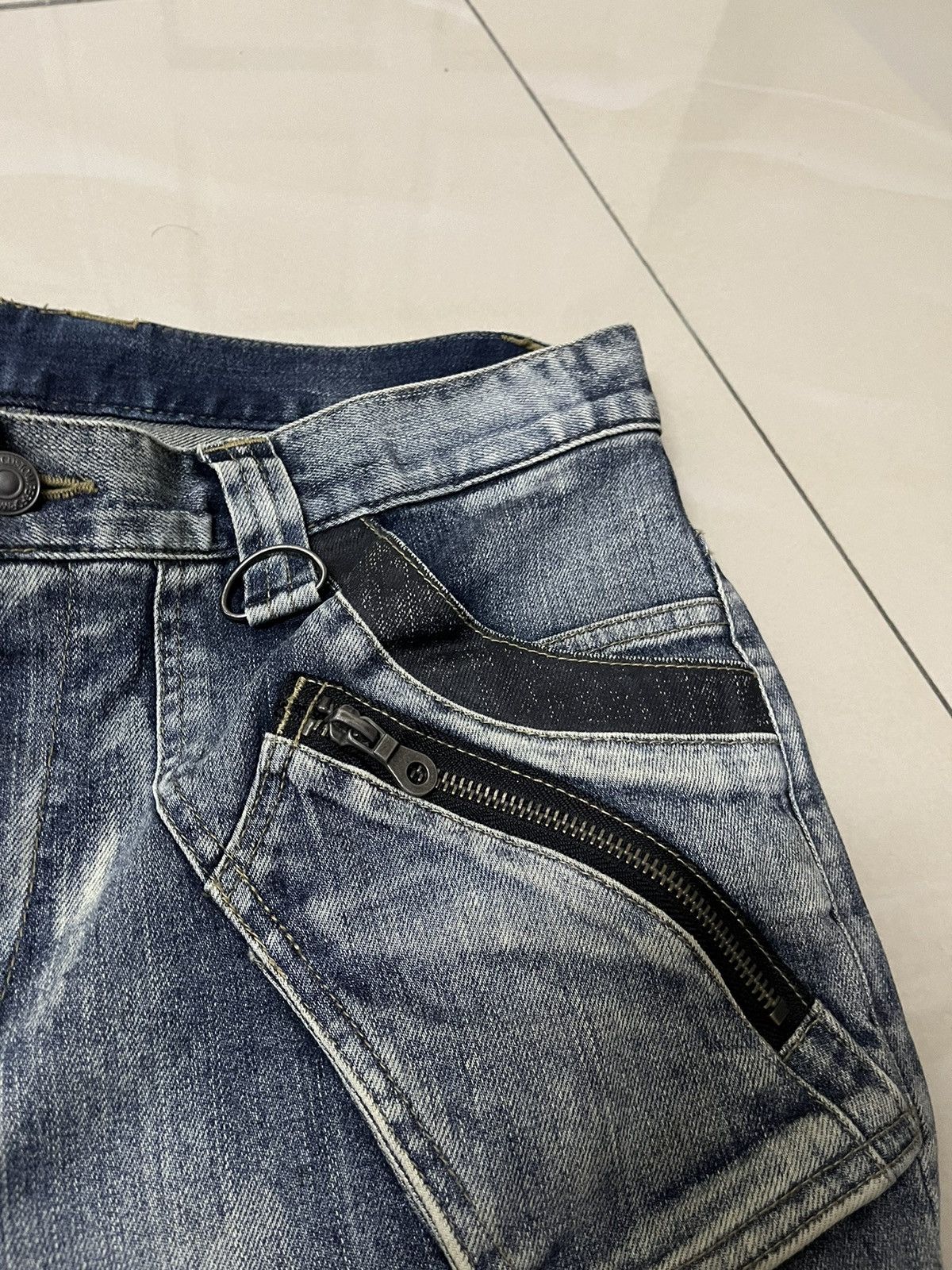 PPFM PPFM J spiral cut bondage curved punk style denim Size US 33 - 8 Thumbnail