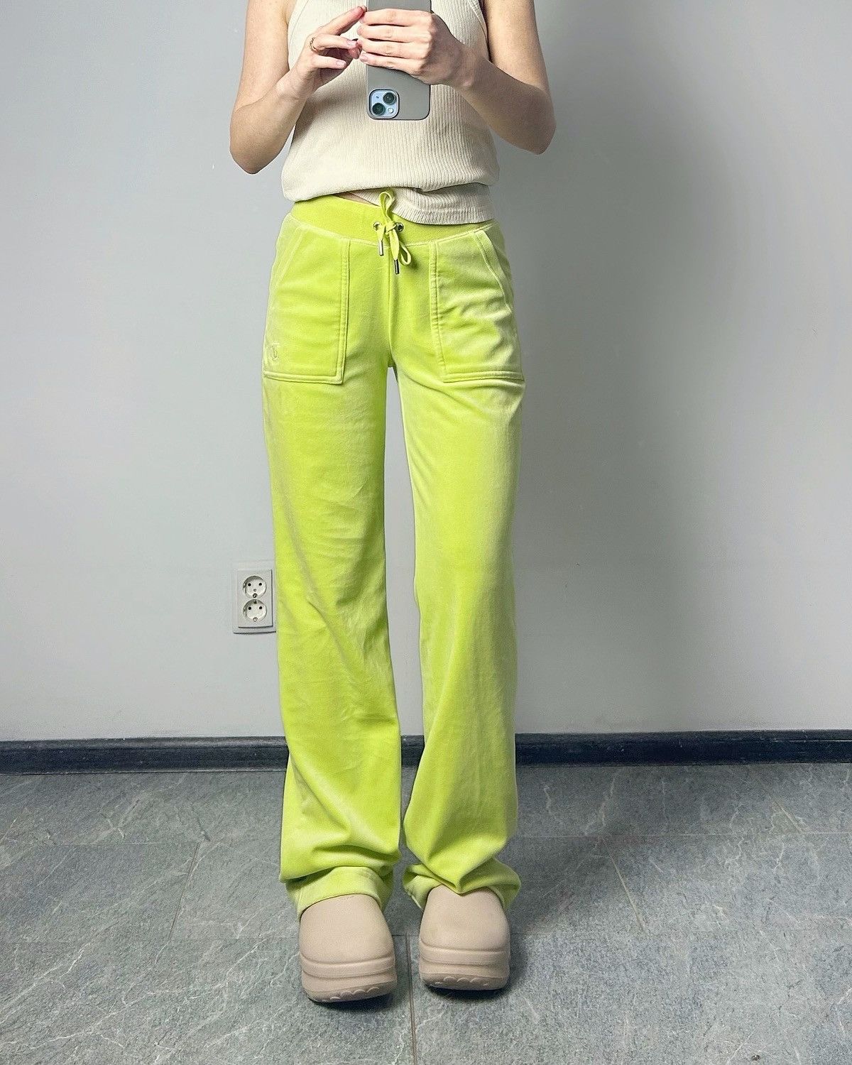 Juicy Couture × Vintage Vintage swetpants juicy couture velor green y2k Size 26" / US 2 / IT 38 - 1 Thumbnail