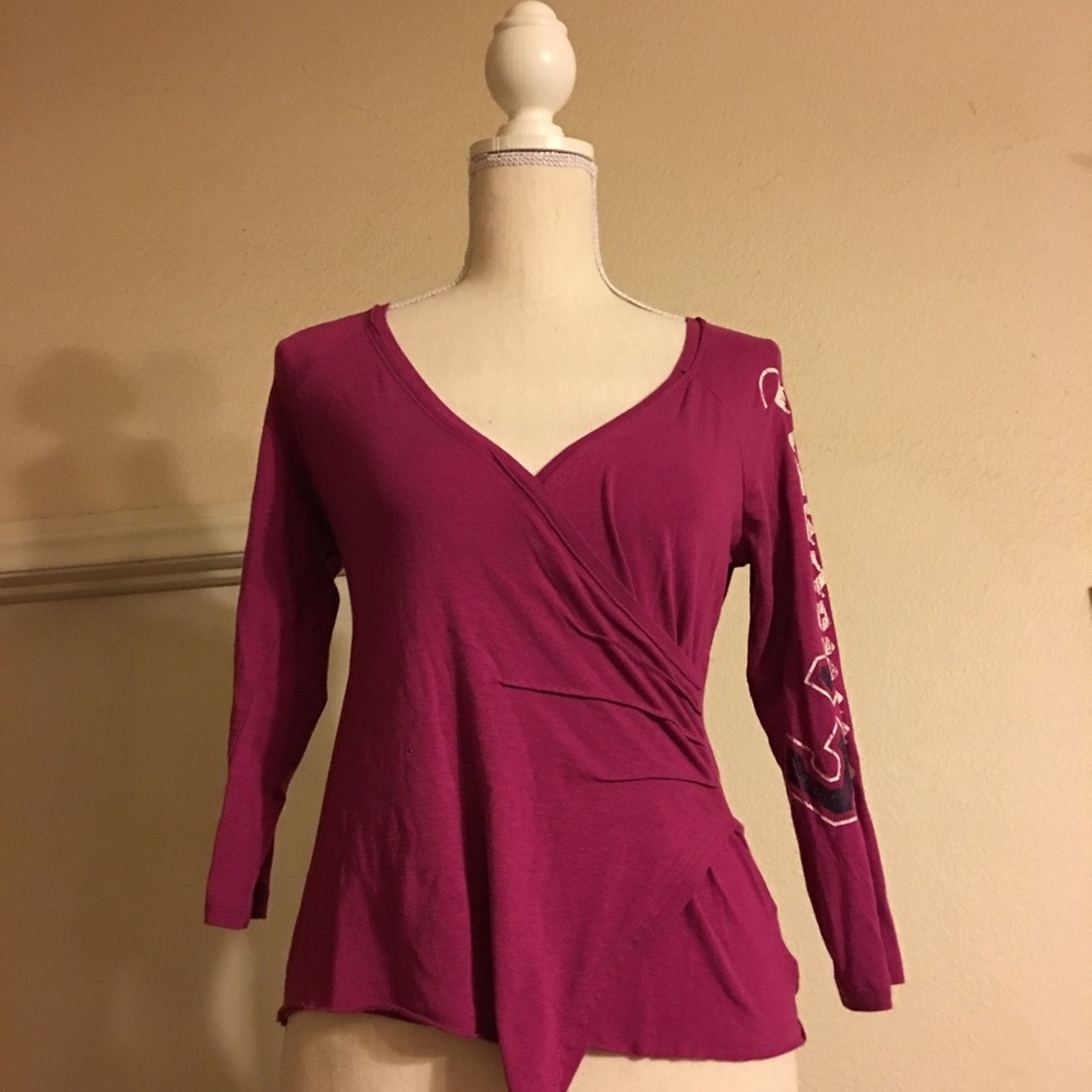 Bebe Bebe Sport fuchsia pink casual soft light top Size M / US 6-8 / IT 42-44 - 1 Thumbnail