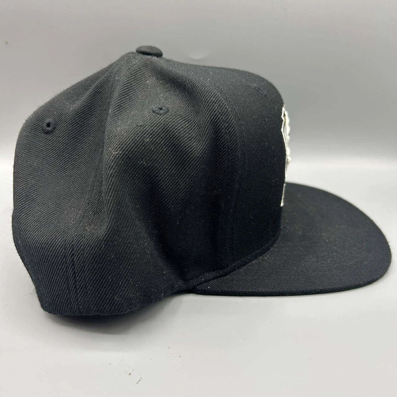 Mitchell & Ness Mighty Ducks Hat Men Black Embroidered Snap Back Cap Size ONE SIZE - 2 Thumbnail