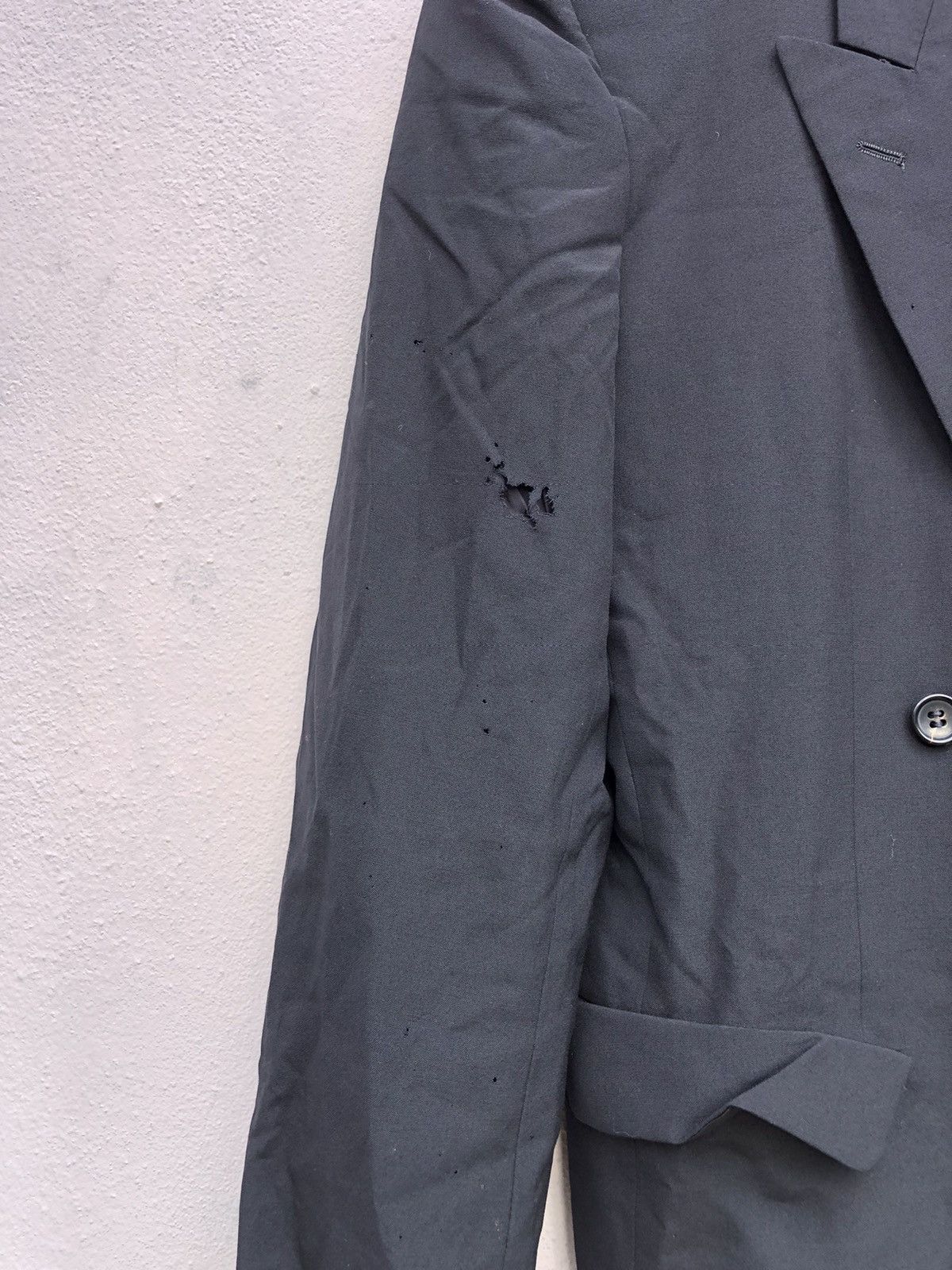 Comme des Garcons Comme des Garçons Distressed Blazer Jacket Size 40R - 9 Thumbnail