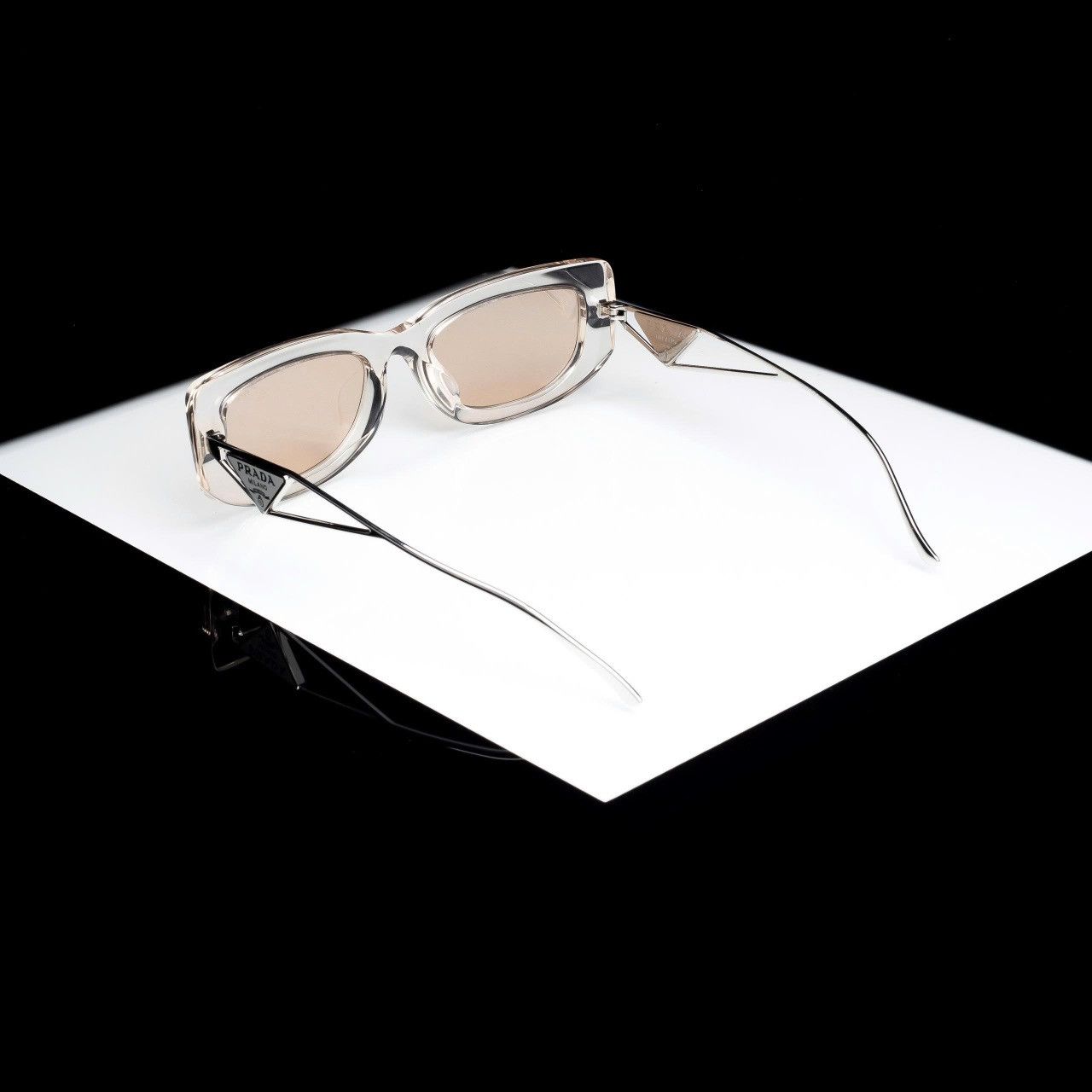 Prada PRADA 0PR 14YS 19M4I2 SUNGLASSES Size ONE SIZE - 4 Thumbnail