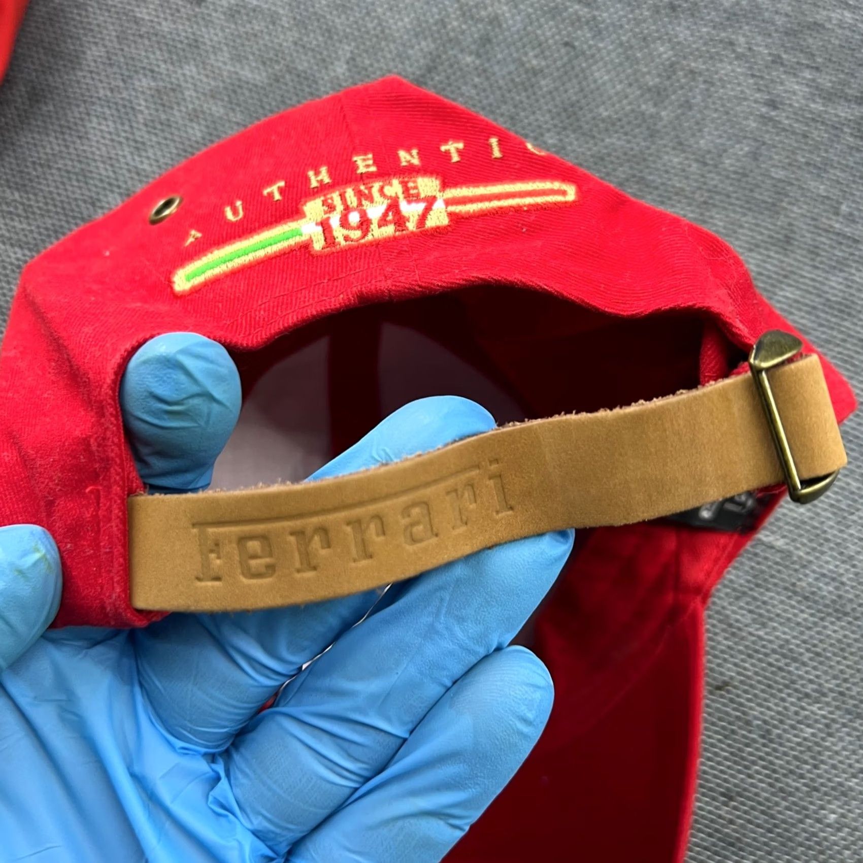 Ferrari VINTAGE Ferrari Scudaria Cap One Size Adjustable Racing Red Official Product Hat Unisex Adults 90s Beanie Size ONE SIZE - 3 Thumbnail