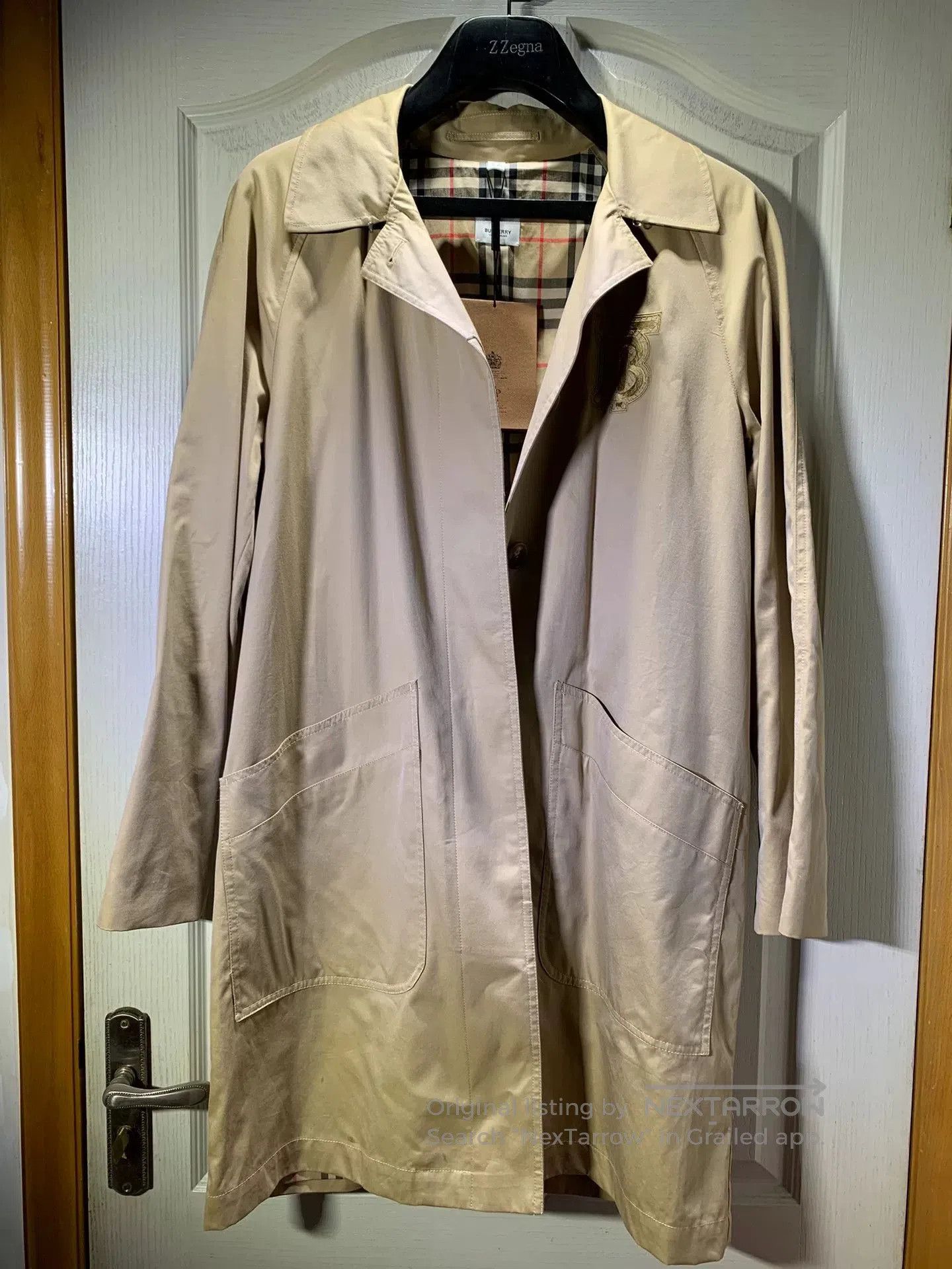 Burberry Men's Spring Fall Trench Coat.