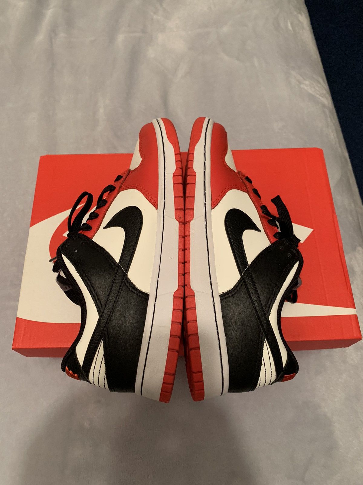 Nike Nike Dunk EMB x NBA 75th Anniversary-Bulls 2021 Size 9.5 Size US 9.5 / EU 42-43 - 3 Thumbnail