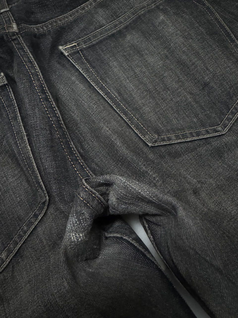 Uniqlo INSANE 90s Style Uniqlo Rusty Mudwash Distressed Denim Jean Size US 32 / EU 48 - 19 Thumbnail