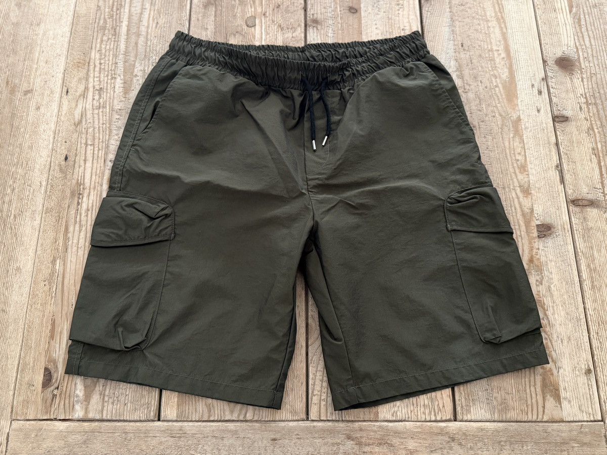 Caterpillar CAT Workwear Cargo Shorts Size US 32 / EU 48 - 2 Thumbnail