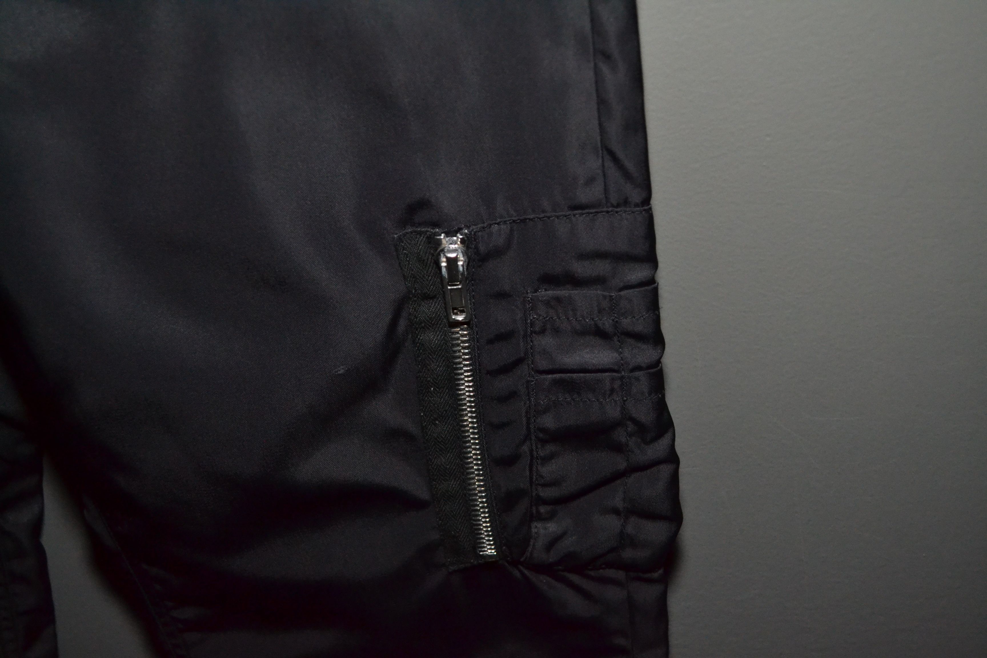 Miu Miu Miu Miu Vintage Rare Bomber Nylon Pants S Black Prada Men's Size US 30 / EU 46 - 6 Thumbnail