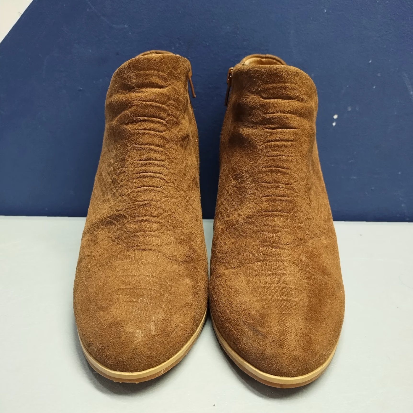 Vintage BC Footwear Womens Size 8.5 Brown BC Vegan Julia Heel Ankle Boots Side Zip Comfort Almond Toe Bootie Size US 9 / IT 39 - 2 Thumbnail