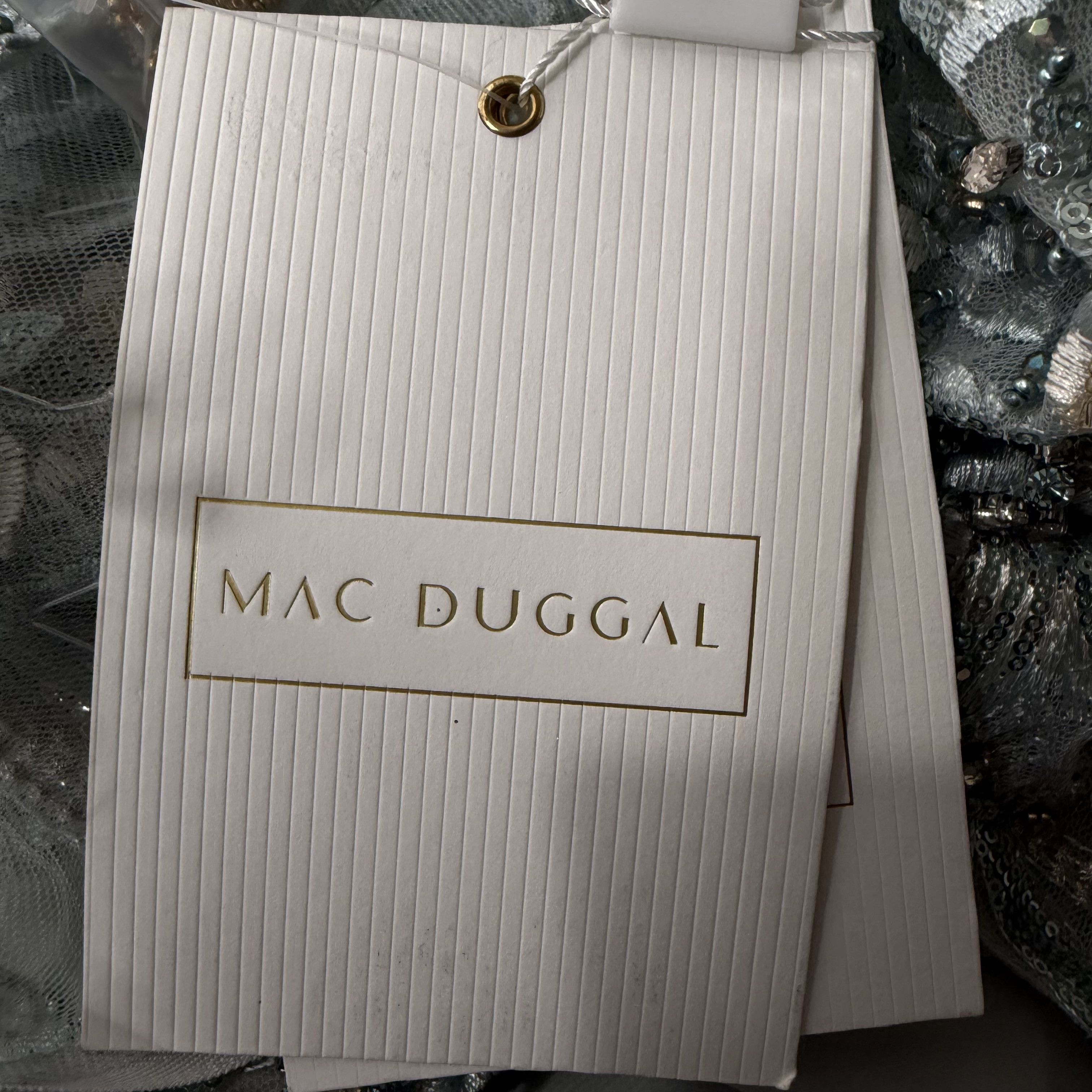 Mac Duggal Mac Duggal Embellished Cap Sleeve Bodice Chiffon Gown NWT Size XL / US 12-14 / IT 48-50 - 8 Thumbnail