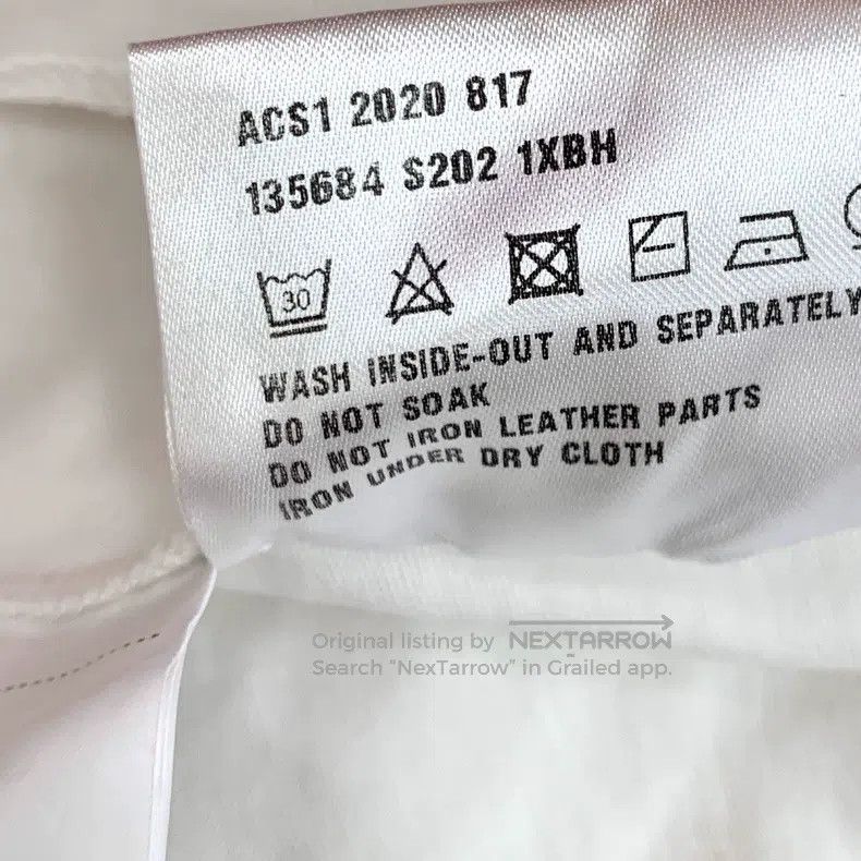 Prada Prada White triangle standard waist bag cotton round-neck Size US S / EU 44-46 / 1 - 9 Thumbnail