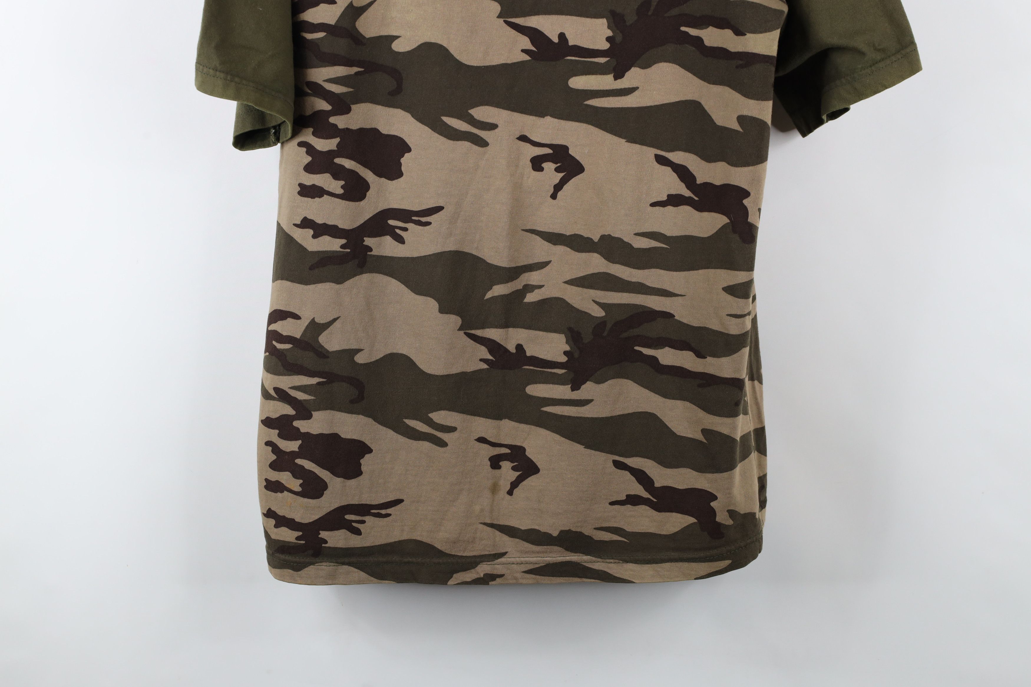 Vintage Vintage 90s Streetwear Camouflage Short Sleeve T-Shirt Size US L / EU 52-54 / 3 - 3 Thumbnail