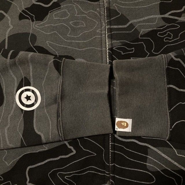 Bape BAPE LAYERED LINE CAMO Shark Full Zip Hoodie a bathing ape Size US XL / EU 56 / 4 - 7 Thumbnail