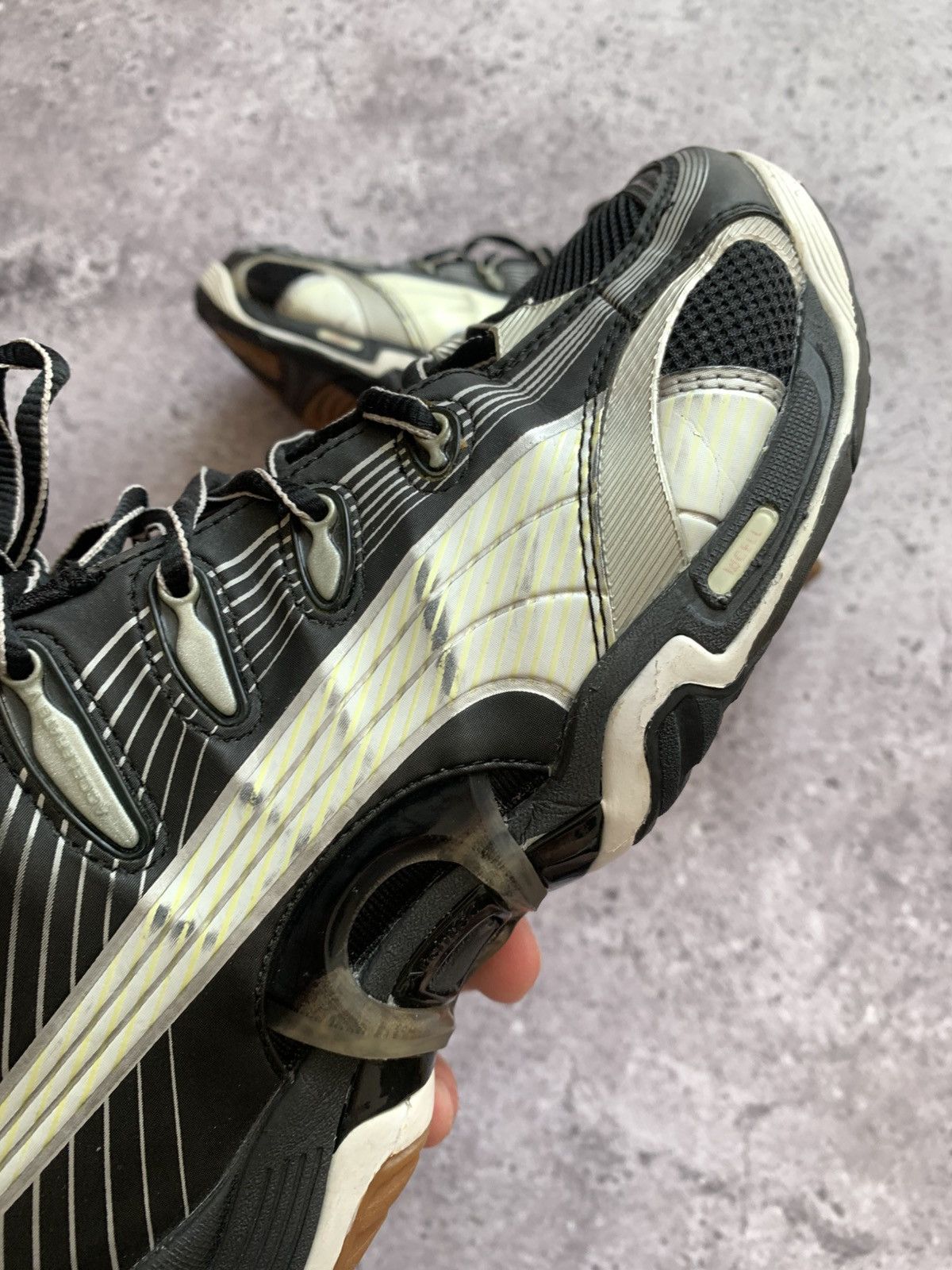 Puma 🔥VINTAGE 00’s PUMA ACCELERATE HYPE LOW TOO SNEAKERS Size US 8.5 / IT 38.5 - 18 Thumbnail