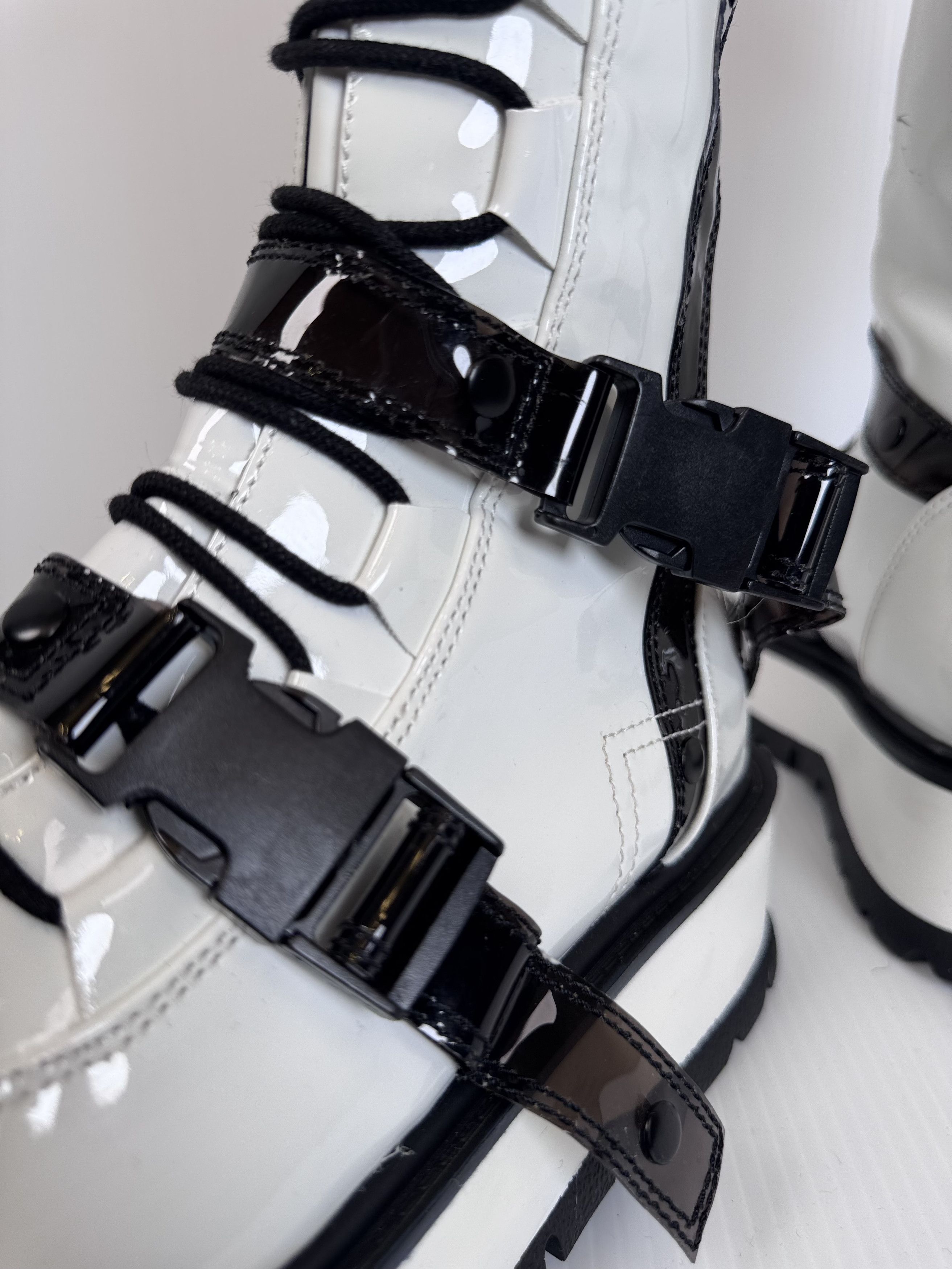 Demonia Cult Demonia Cult Slacker-260 White Knee High Punk Platform Boot Size US 12 / IT 42 - 7 Thumbnail